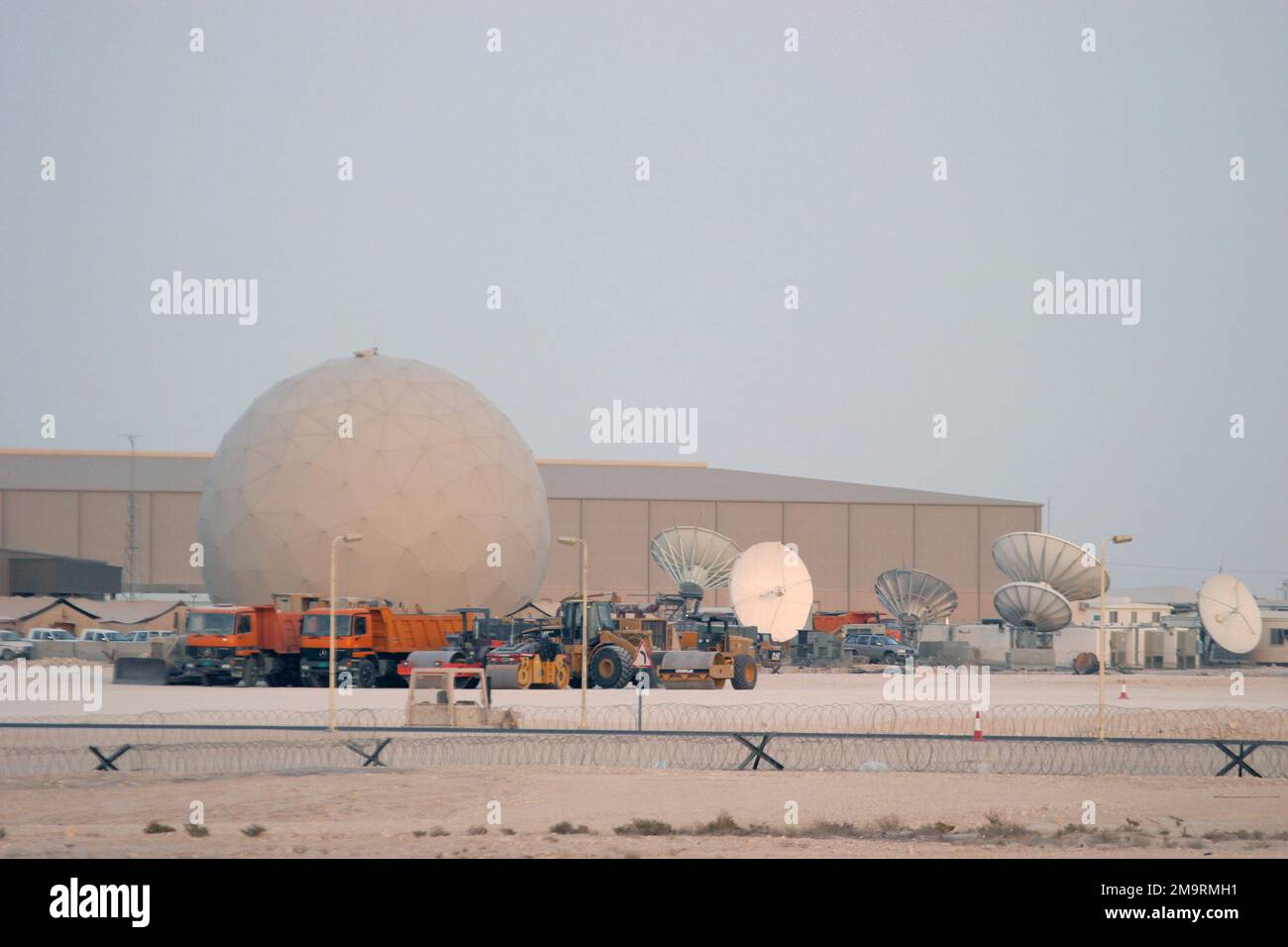 030813-M-7837W-030. Basis: Camp Snoopy, Doha Land: Qatar (QAT) Szene Hauptkommando gezeigt: VMGR-234 Stockfoto