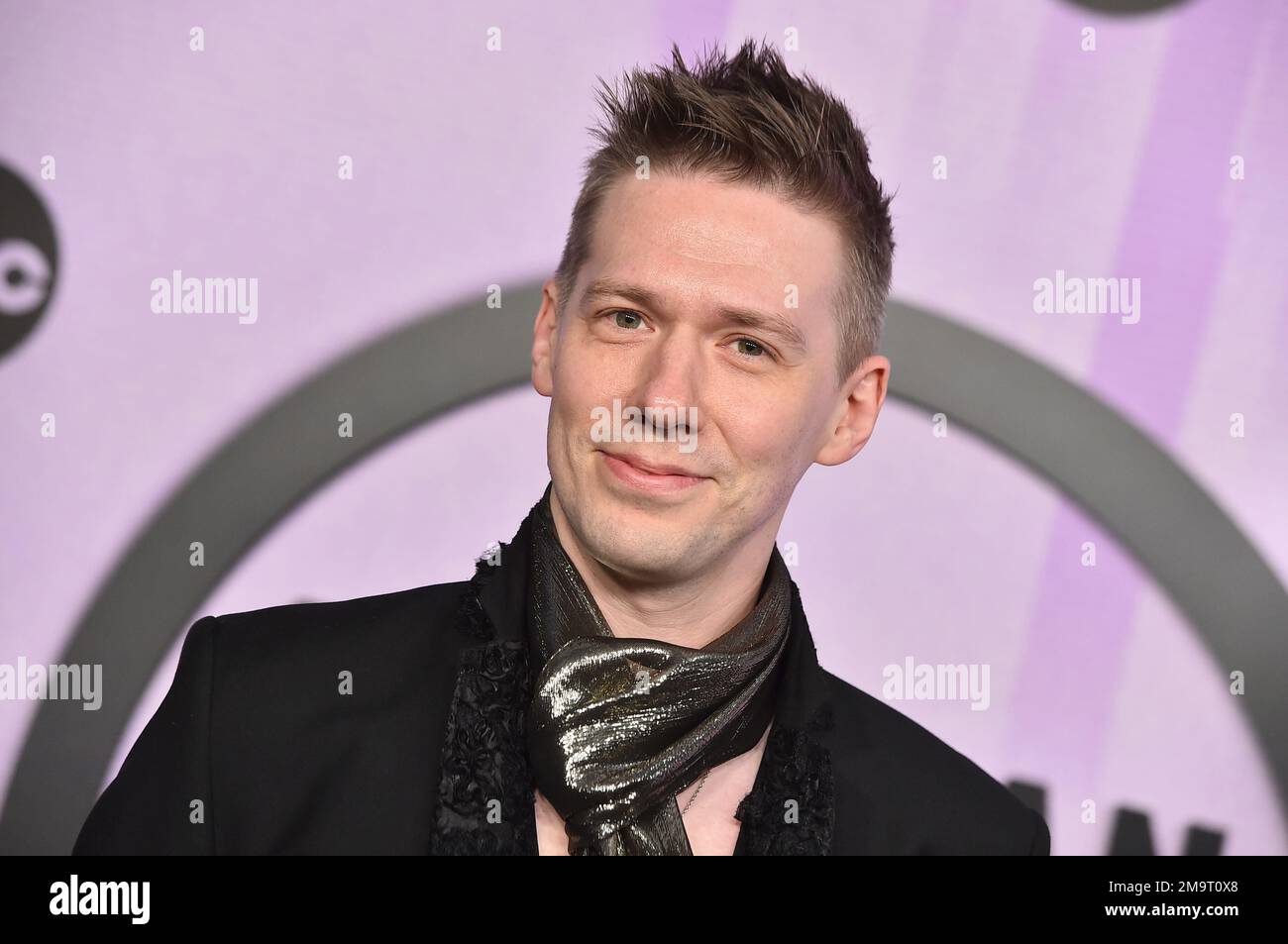 Tobias Forge of Ghost arrives at the American Music Awards on Sunday, Nov. 20, 2022, at the Microsoft Theater in Los Angeles. (Photo by Jordan Strauss/Invision/AP) Stockfoto