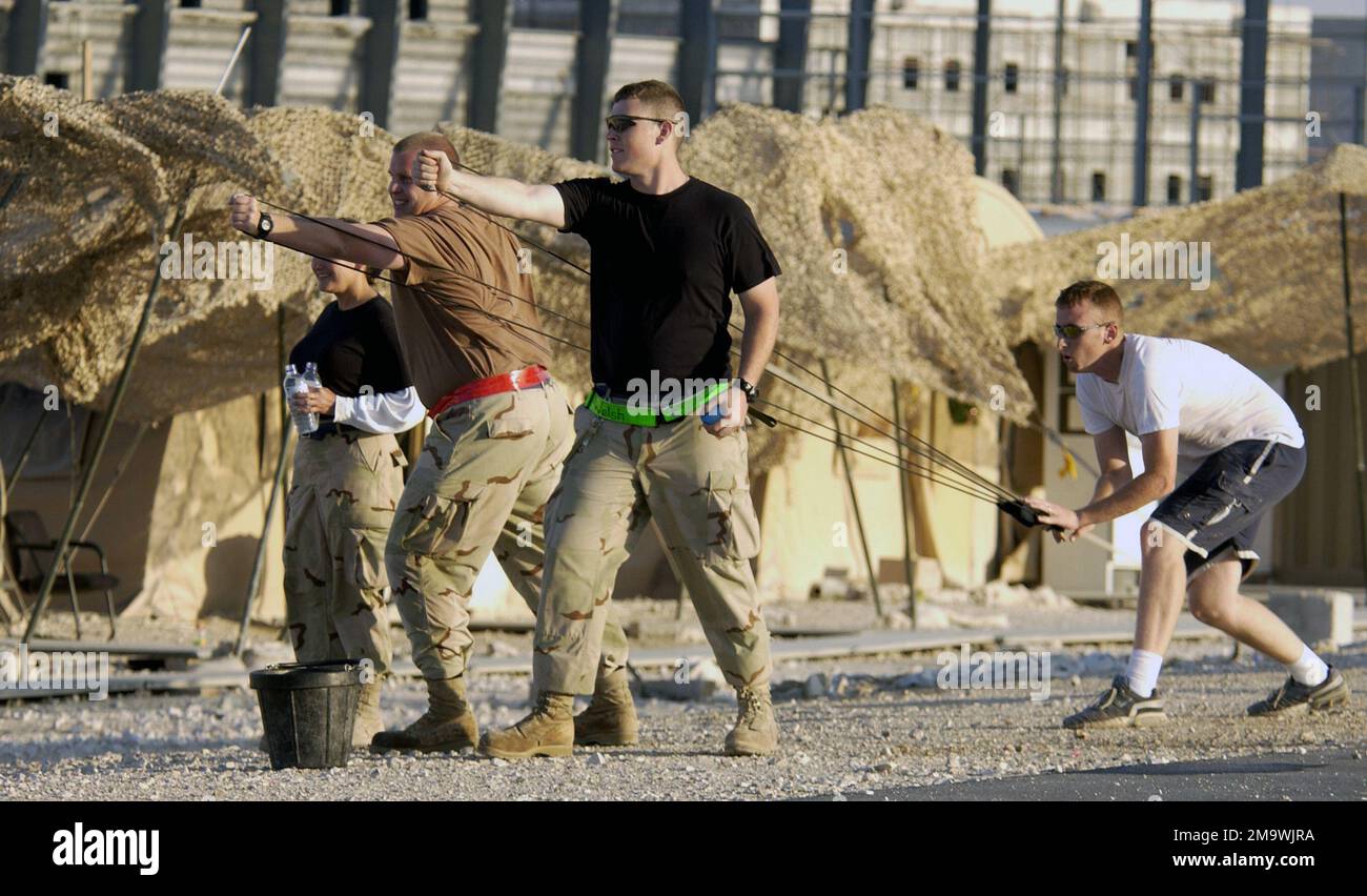 031212-F-9629J-035. Land: Irak (IRQ) Hauptkommando der Szene gezeigt: AMC Stockfoto