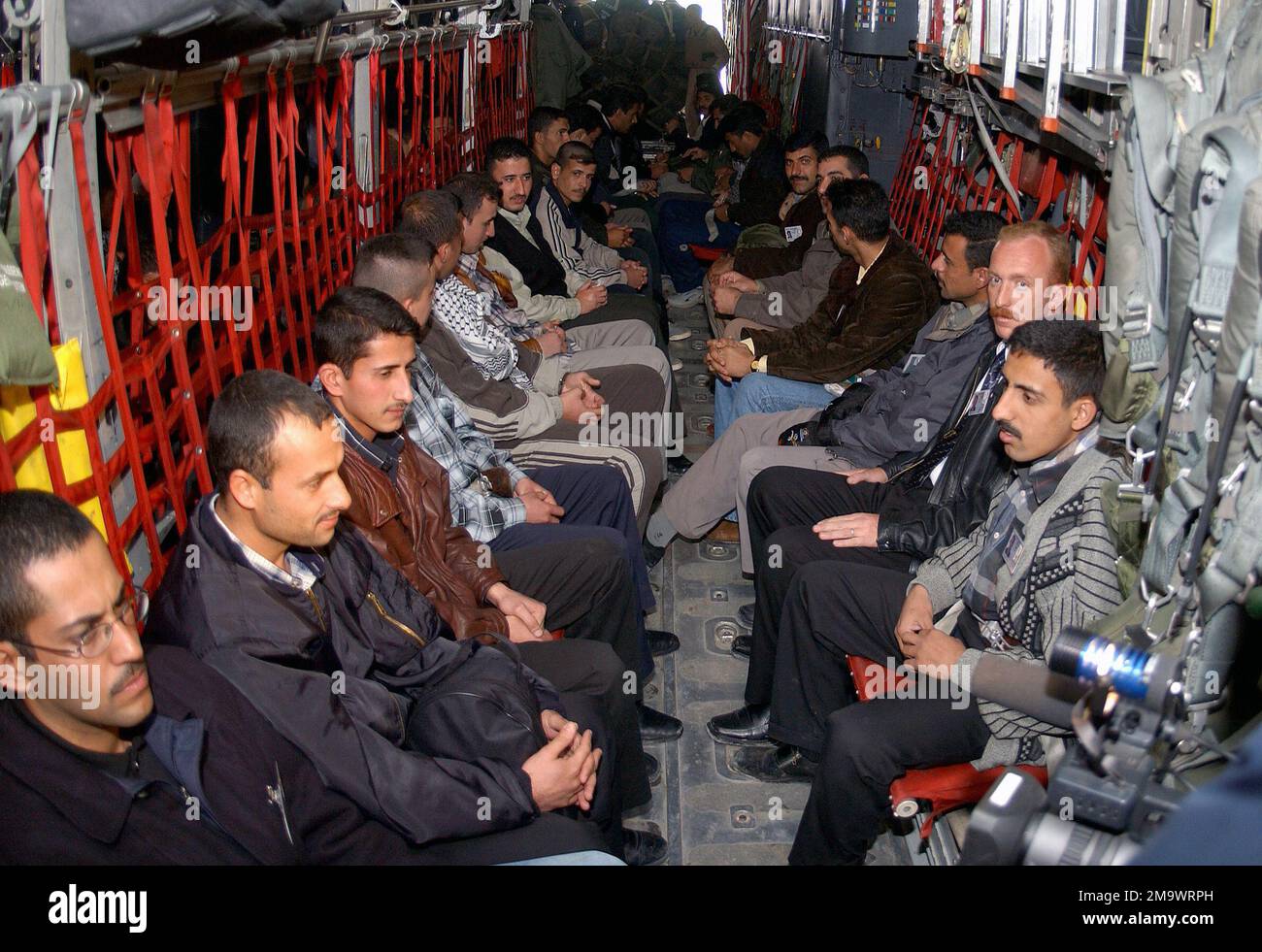 031229-F-5435R-013. Basis: Internationaler Flughafen Bagdad Land: Irak (IRQ) Stockfoto