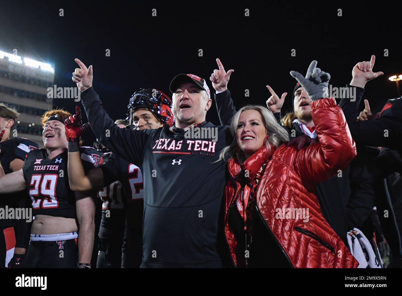 Texas Tech head coach Joey McGuire with his wife Debbie McGuire after winning an NCAA college football game against Kansas Saturday, Nov. 12, 2022, in Lubbock, Texas. (AP Photo/Justin Rex) Stockfoto