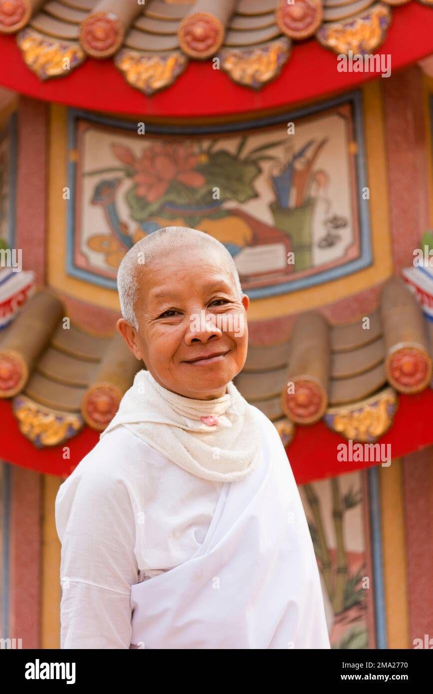 Porträt einer buddhistischen Nonne. Stockfoto