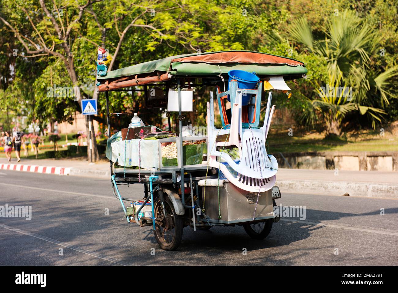 Mobile Imbissbude in Chiang Mai. Stockfoto