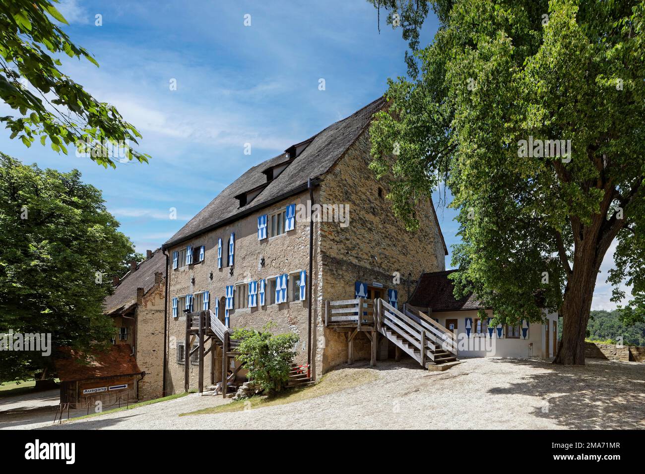 Schloss Pappenheim, erbaut um 1140, Spornburg, ehemaliges Waffenarsenal, Folterkammer, Sitz der kaiserlichen Minister und Grafen von Pappenheim Stockfoto