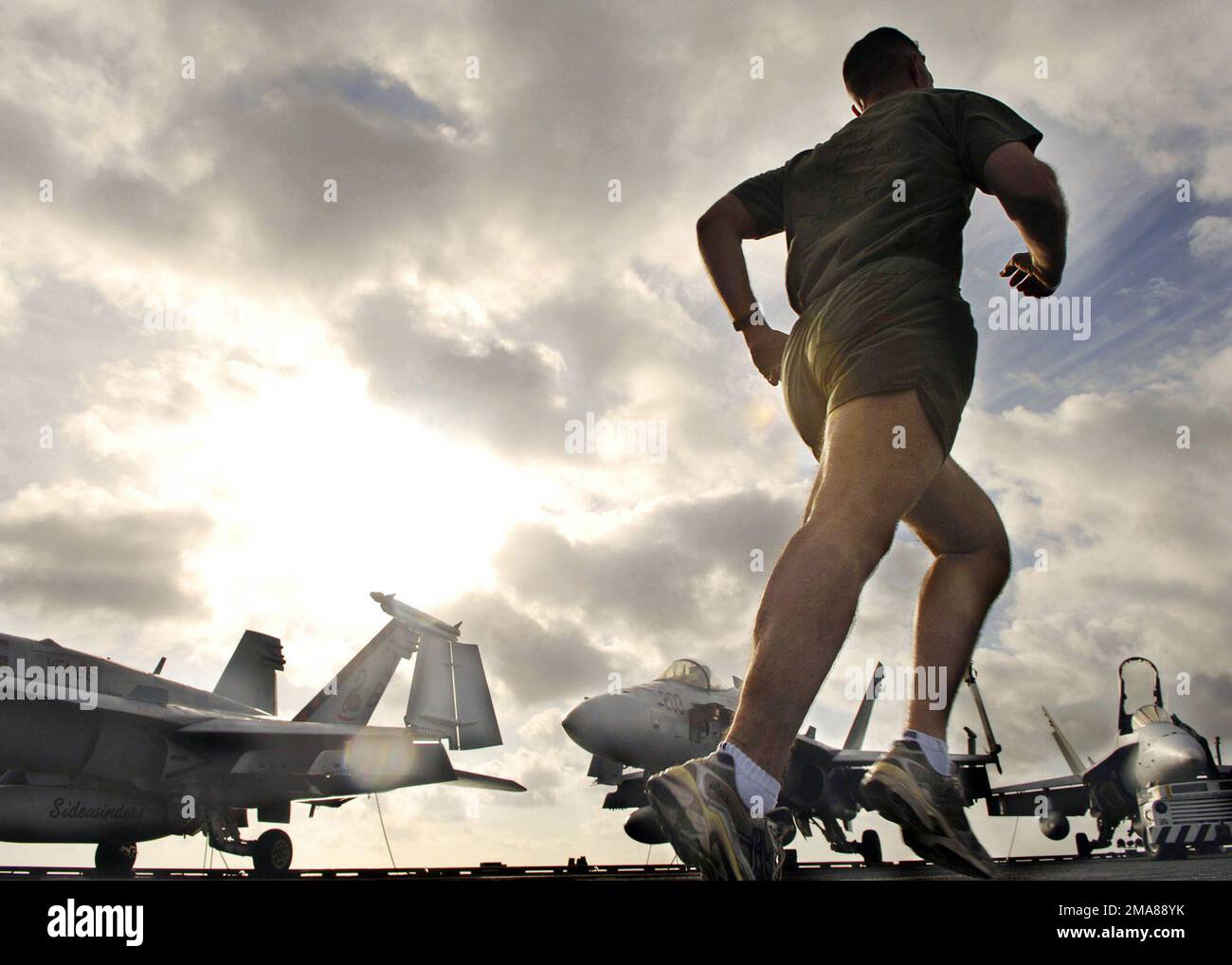 060312-N-9742R-004. Basis: USS Enterprise (CVN 65) Stockfoto