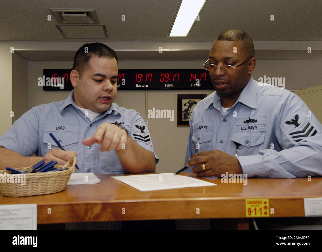 060322-N-2385R-008. Basis: Marinekrankenhaus, Yokosuka Land: Japan (JPN) Stockfoto