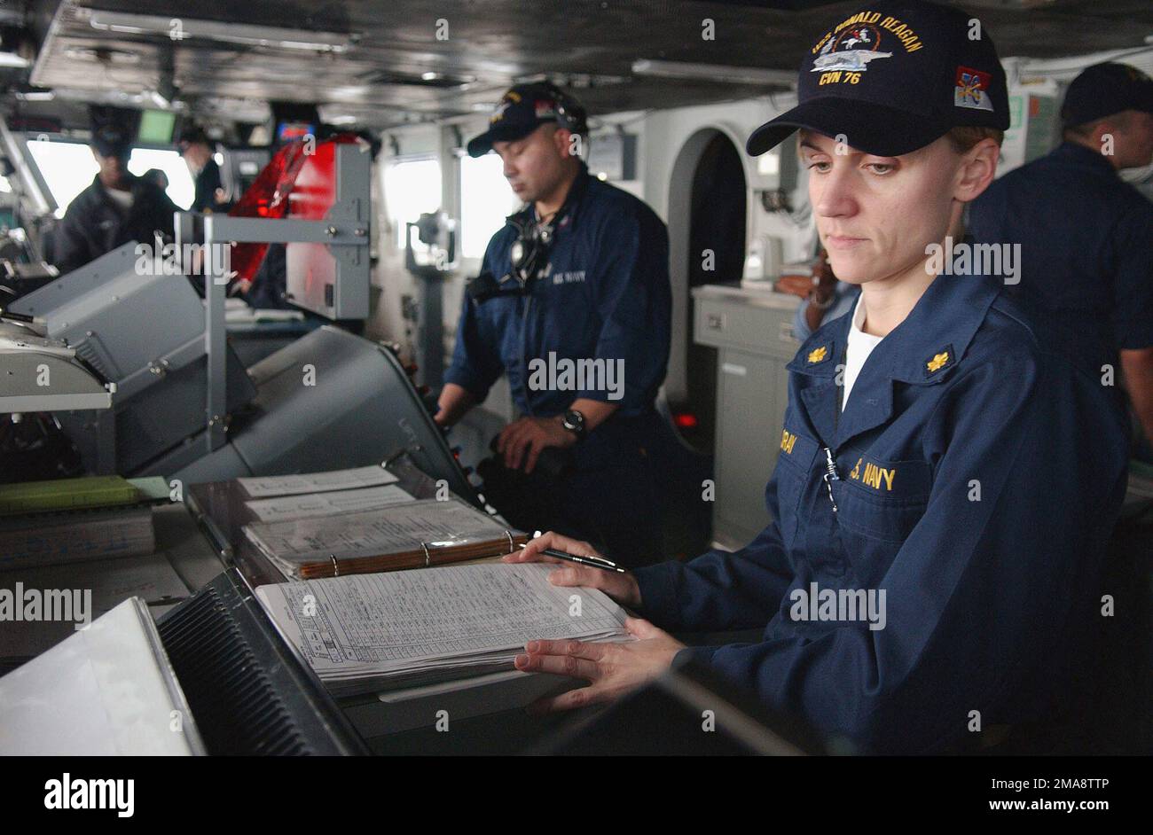 060409-N-4776G-027. Basis: USS Ronald Reagan (CVN 76) Stockfoto