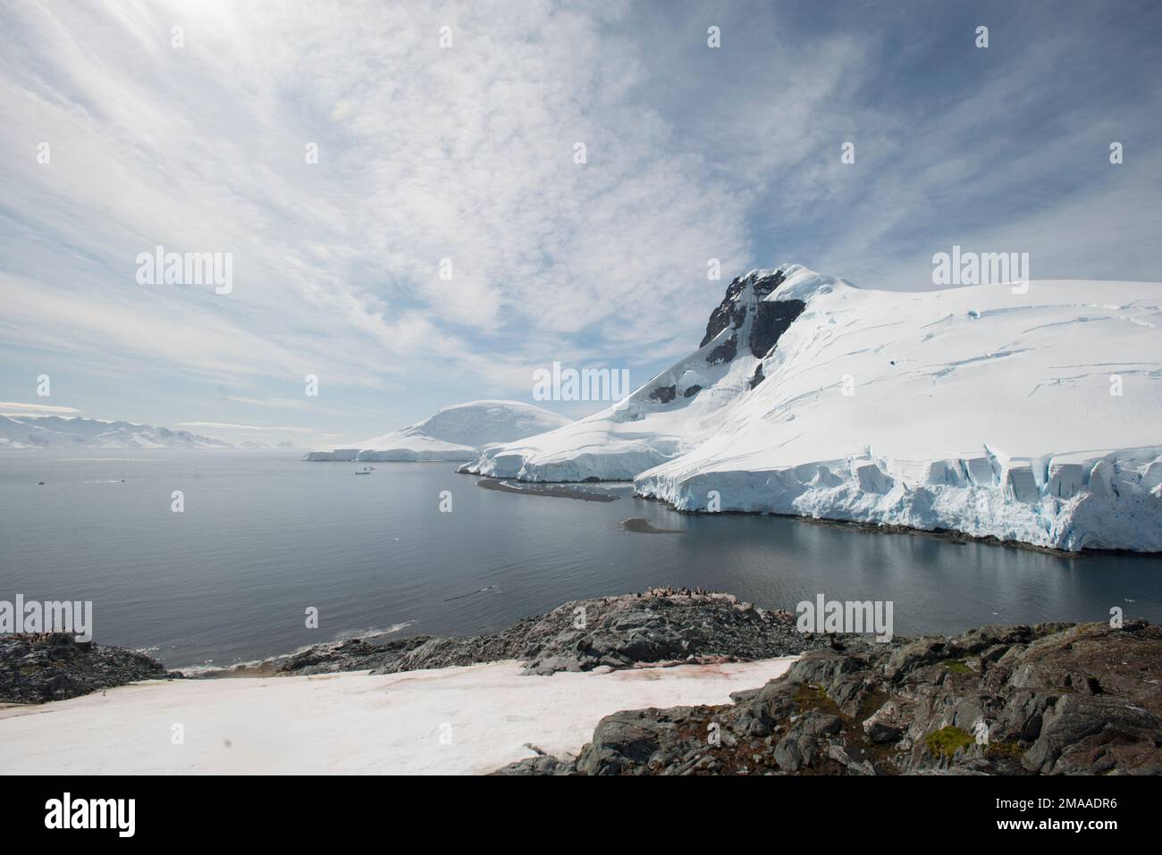 Palava Point, antarktische Halbinsel an einem hellen und heißen Sommertag Stockfoto