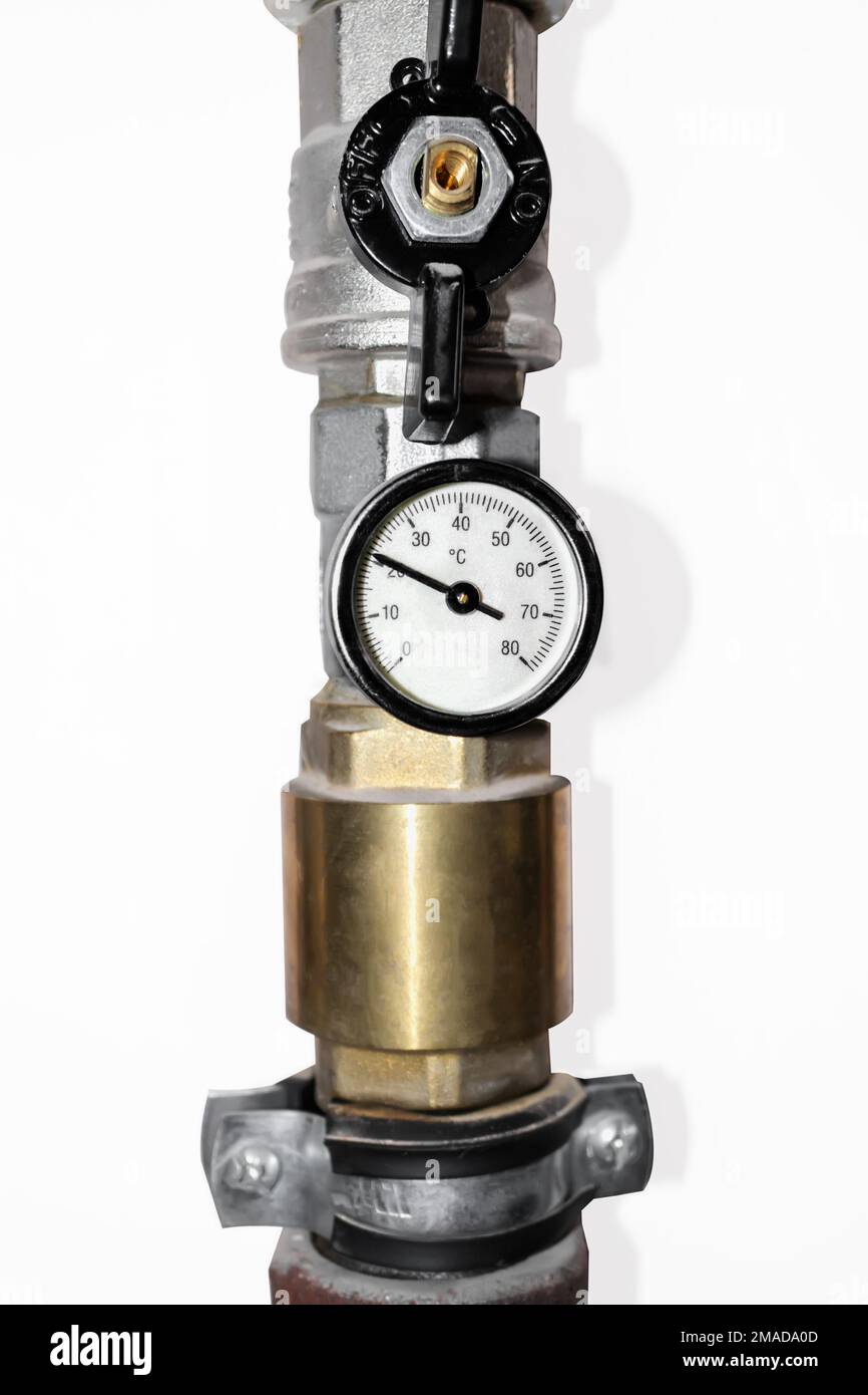 Betriebsfähiges Manometer zur Messung des Wasserdrucks in der Heizung  Stockfotografie - Alamy