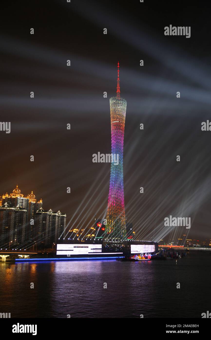 Guangzhou Tower bei Nacht Stockfoto