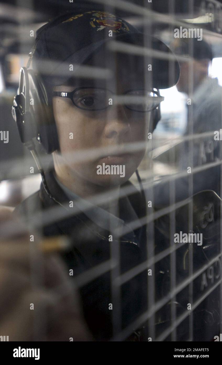 060516-N-9851B-006. Basis: USS Tortuga (LSD 46) Stockfoto