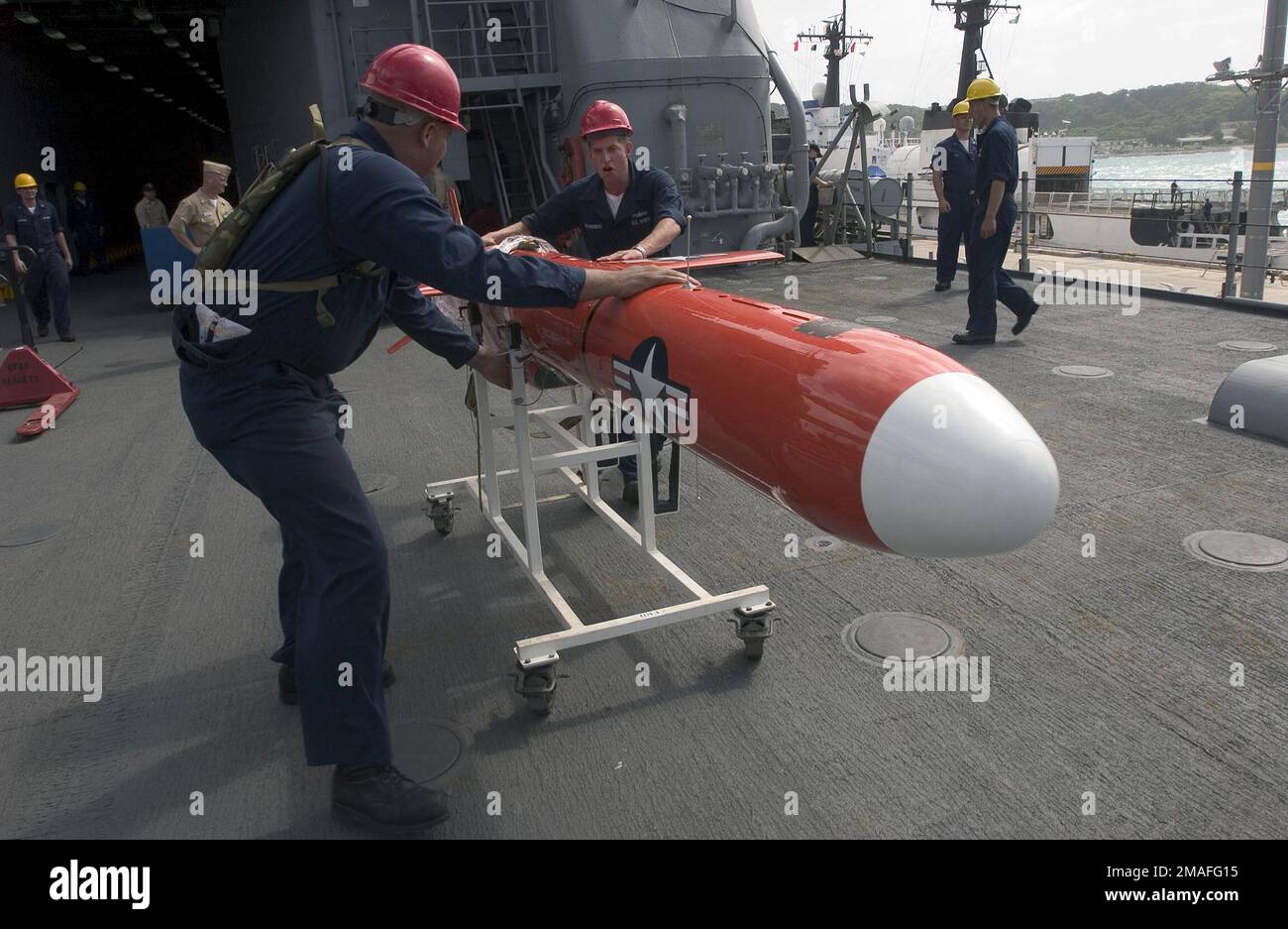 060519-N-9851B-002. Basis: USS Tortuga (LSD 46) Stockfoto
