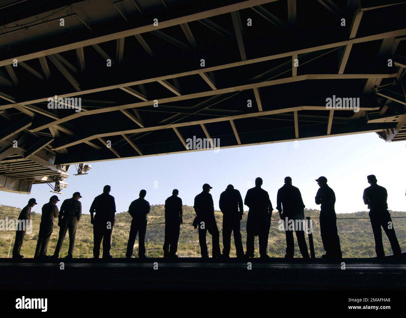 060523-N-9742R-121. Basis: Souda Harbor State: Kreta Country: Griechenland (GRC) Stockfoto