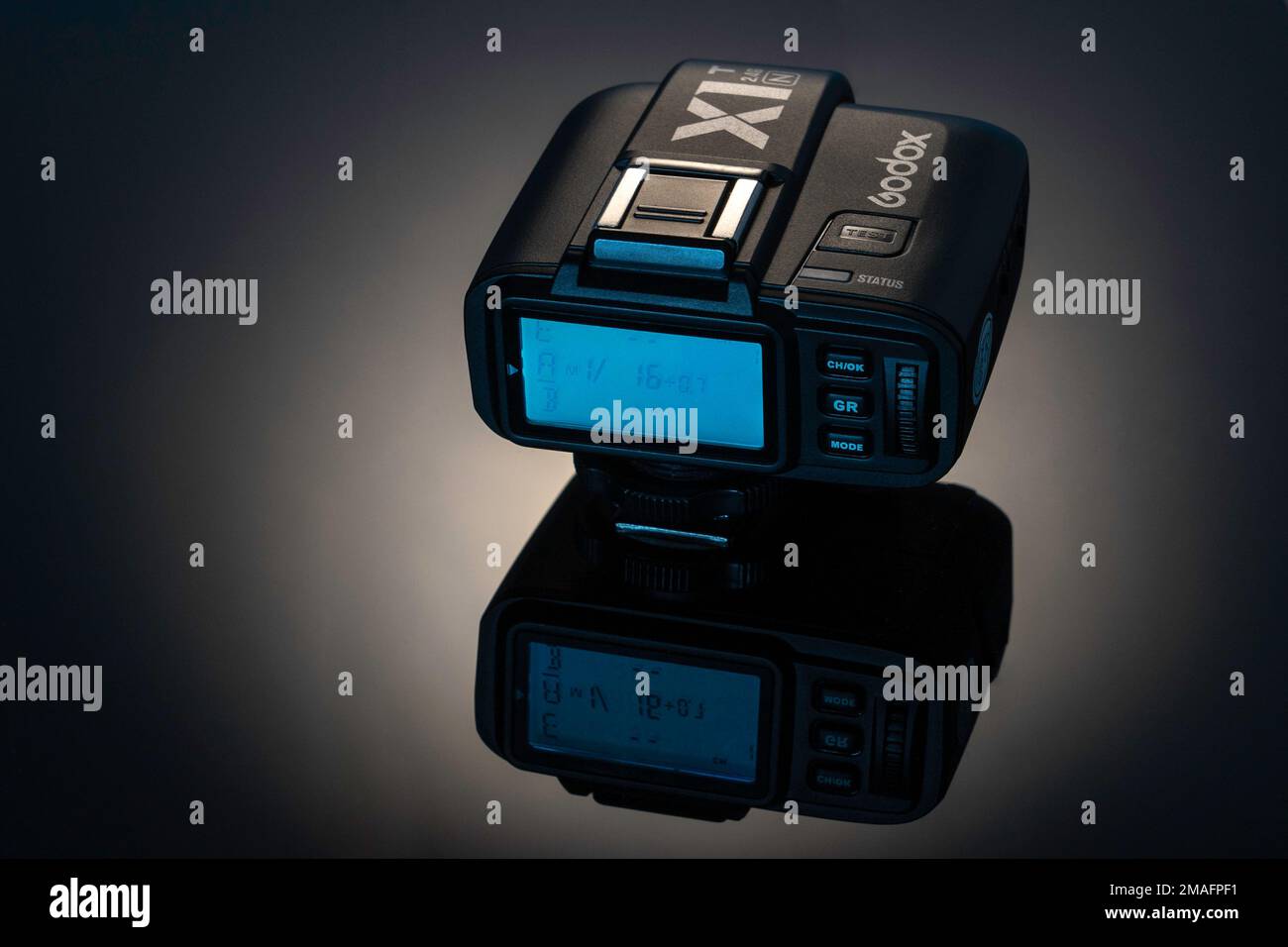 Sosnovy Bor, RUSSLAND - 02. Januar 2023: Godox XT2 Radio synchronize Stockfoto