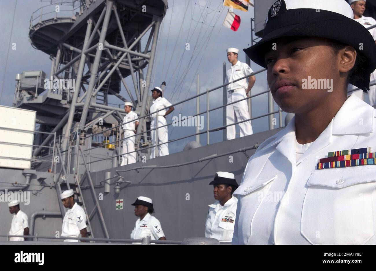 060806-N-9851B-001. Basis: USS Tortuga (LSD 46) Stockfoto