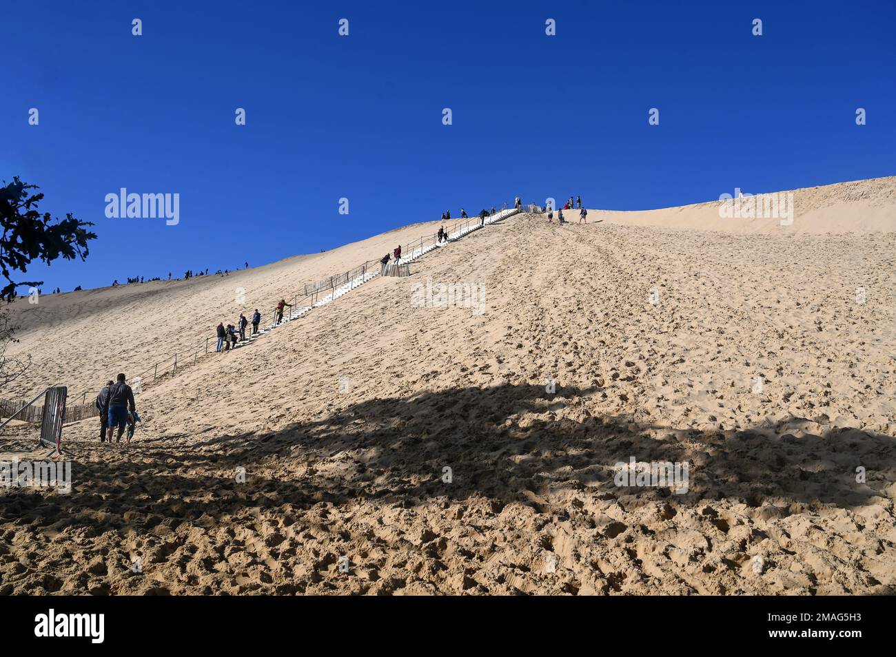 Die Düne du Pilat (auch: pyla) ist Europas höchste Sanddüne und ein großartiger Ort de France Stockfoto