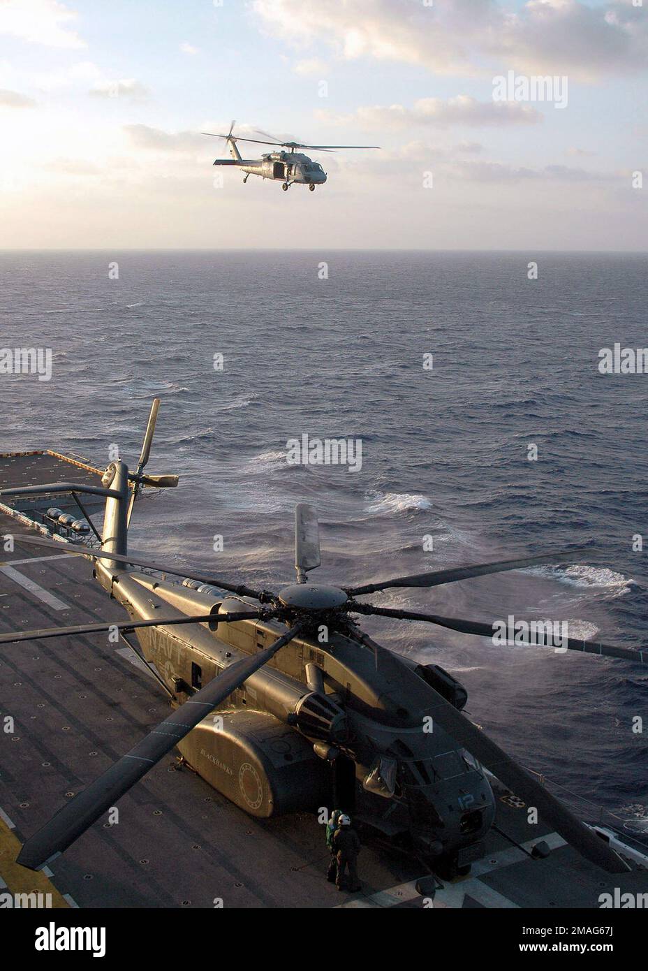 060831-N-8547M-027. Basis: USS Saipan (LHA 2) Stockfoto