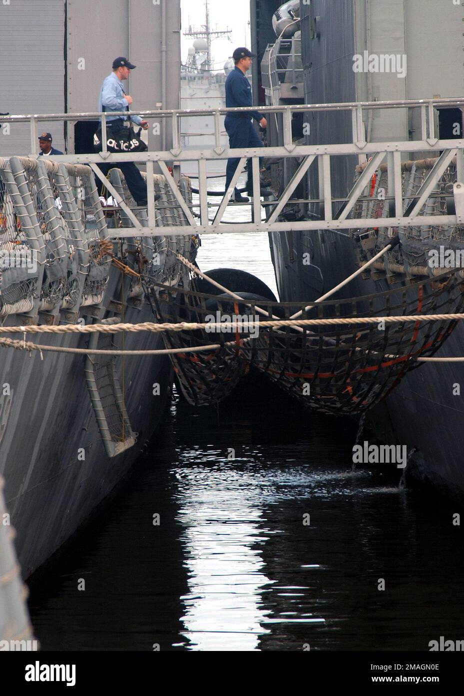 061213-N-3285B-039. Basis: Mayport Staat: Florida (FL) Land: Vereinigte Staaten von Amerika (USA) Stockfoto