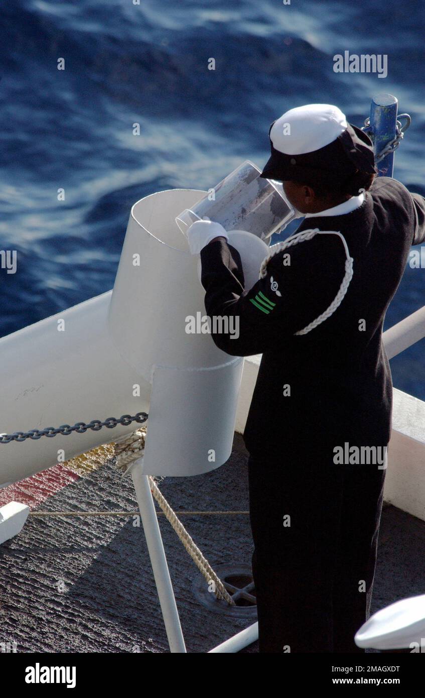 070130-N-4776G-119. Basis: USS Ronald Reagan (CVN 76) Land: Pazifik (POC) Stockfoto