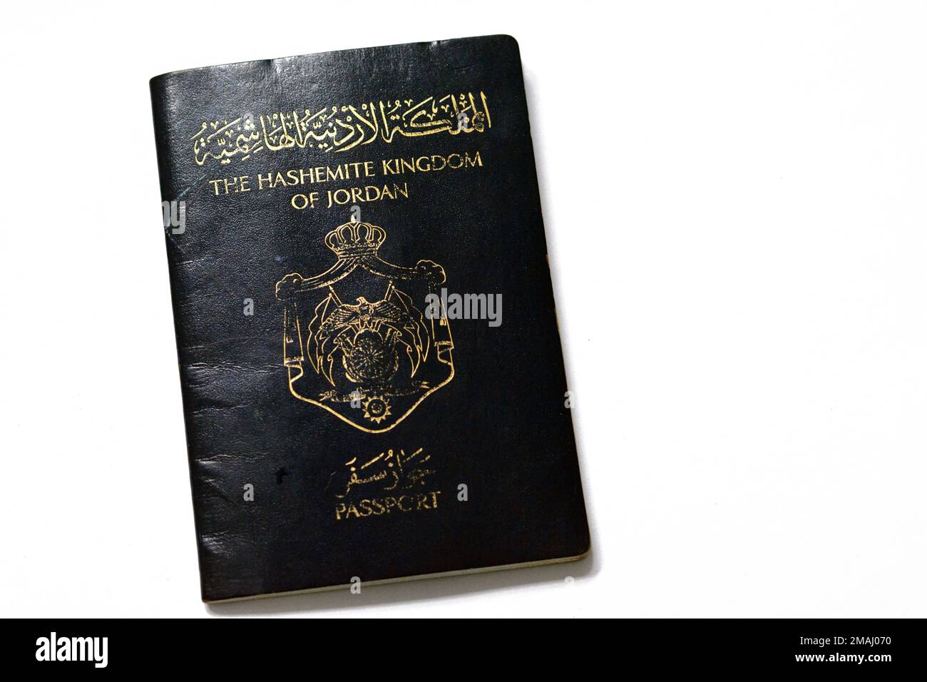 Jordanischer Reisepass Personalausweis für Bürger Jordaniens, Haschemitischer Reisepass mit jordanischem Wappen, ausgestellt für jordanische Staatsbürger von zivilem Statu Stockfoto