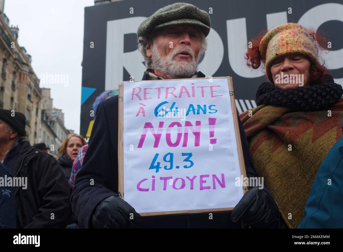 Environ 400000 personnes à Paris selon les syndicats sont venus dire NON à l'allongement de la durée de cotisation et au départ en retraite à 64 ans Stockfoto