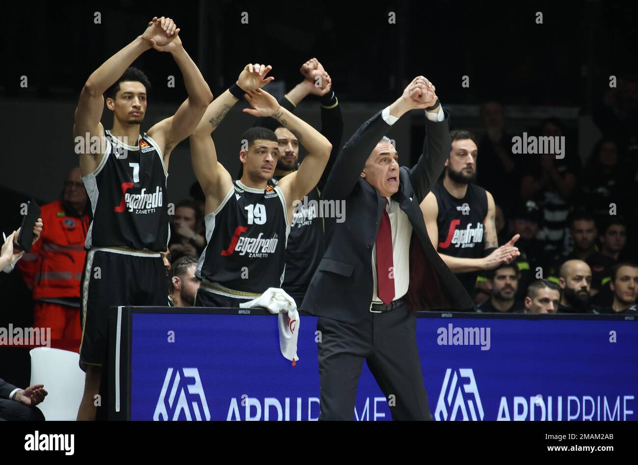 Bologna, Italien. 19. Januar 2023. al1during das Euroleague Basketball-Meisterschaftsspiel Segafredo Virtus Bologna gegen Panathinaikos Athen - Bologna, 19. Januar 2023 in Segafredo Arena Credit: Independent Photo Agency/Alamy Live News Stockfoto