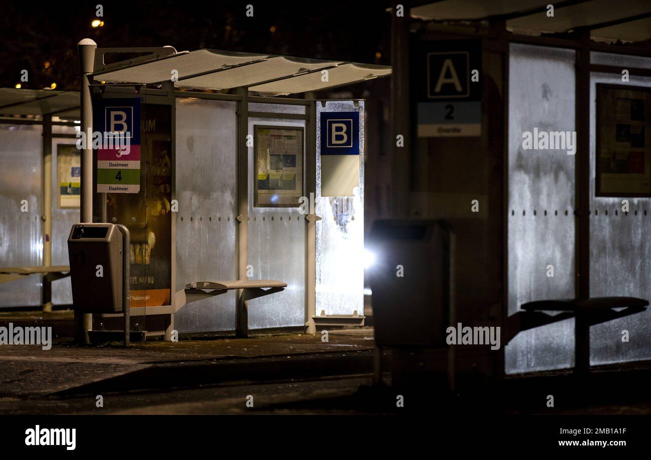 ALKMAAR - ein leerer Busbahnhof am zweiten Tag des nationalen Streiks im Regionalverkehr. ANP KOEN VAN WEEL niederlande out - belgien out Credit: ANP/Alamy Live News Stockfoto