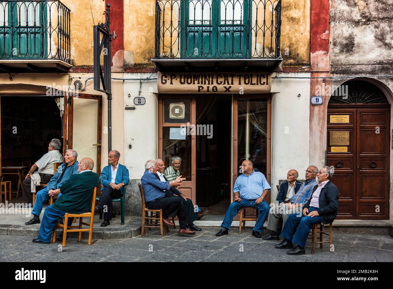 italien, sizilien, madonie: castelbuono, piazza margherita Stockfoto