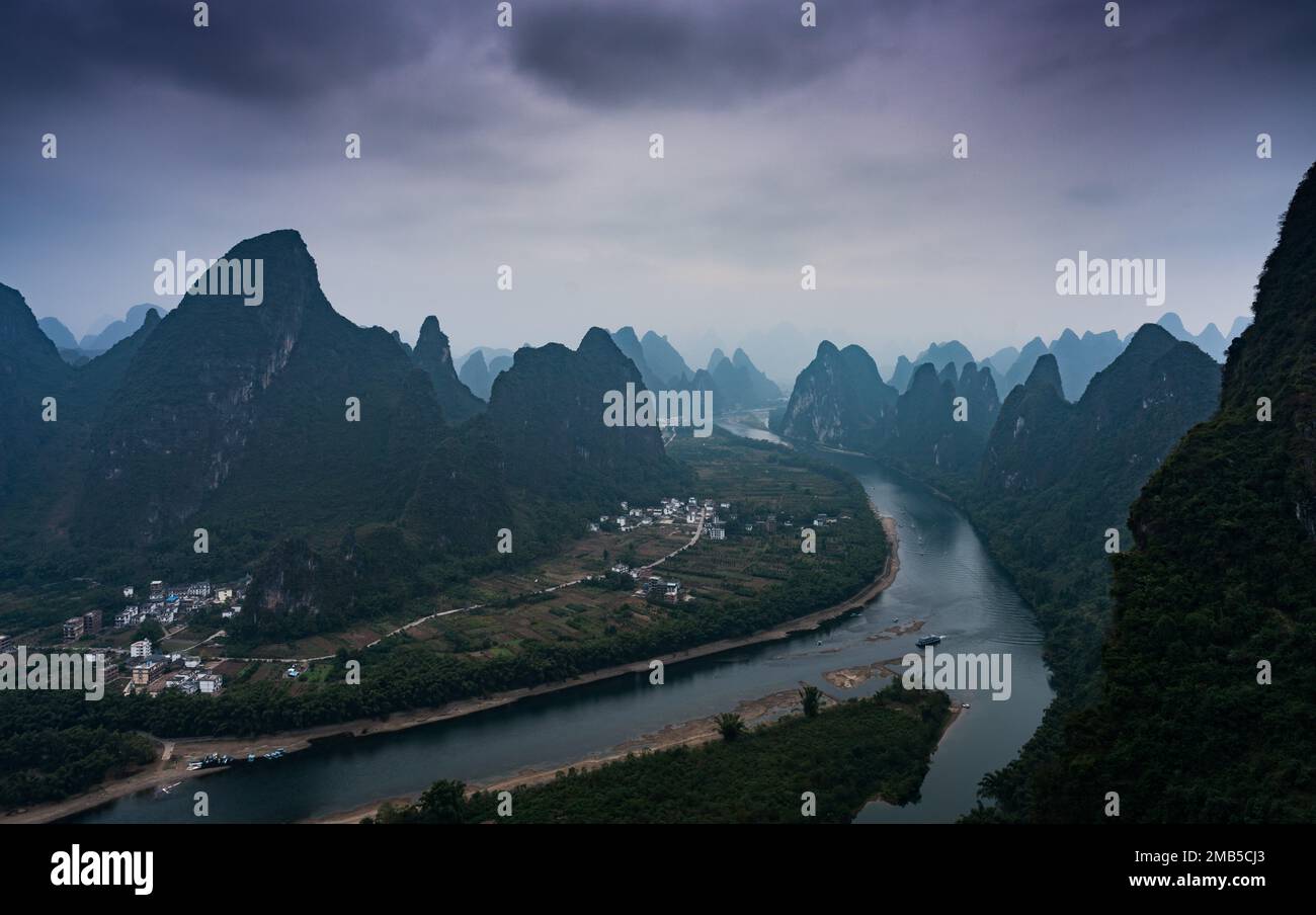 Guilin, yangshuo-Xanggong-Berg Stockfoto