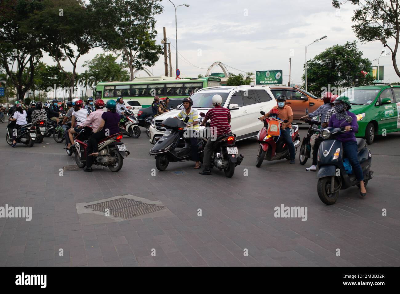 Ho-Chi-Minh-Stadt - Verkehr in der Innenstadt von Ho-Chi-Minh-Stadt. Ho Chi Minh, Vietnam Stockfoto