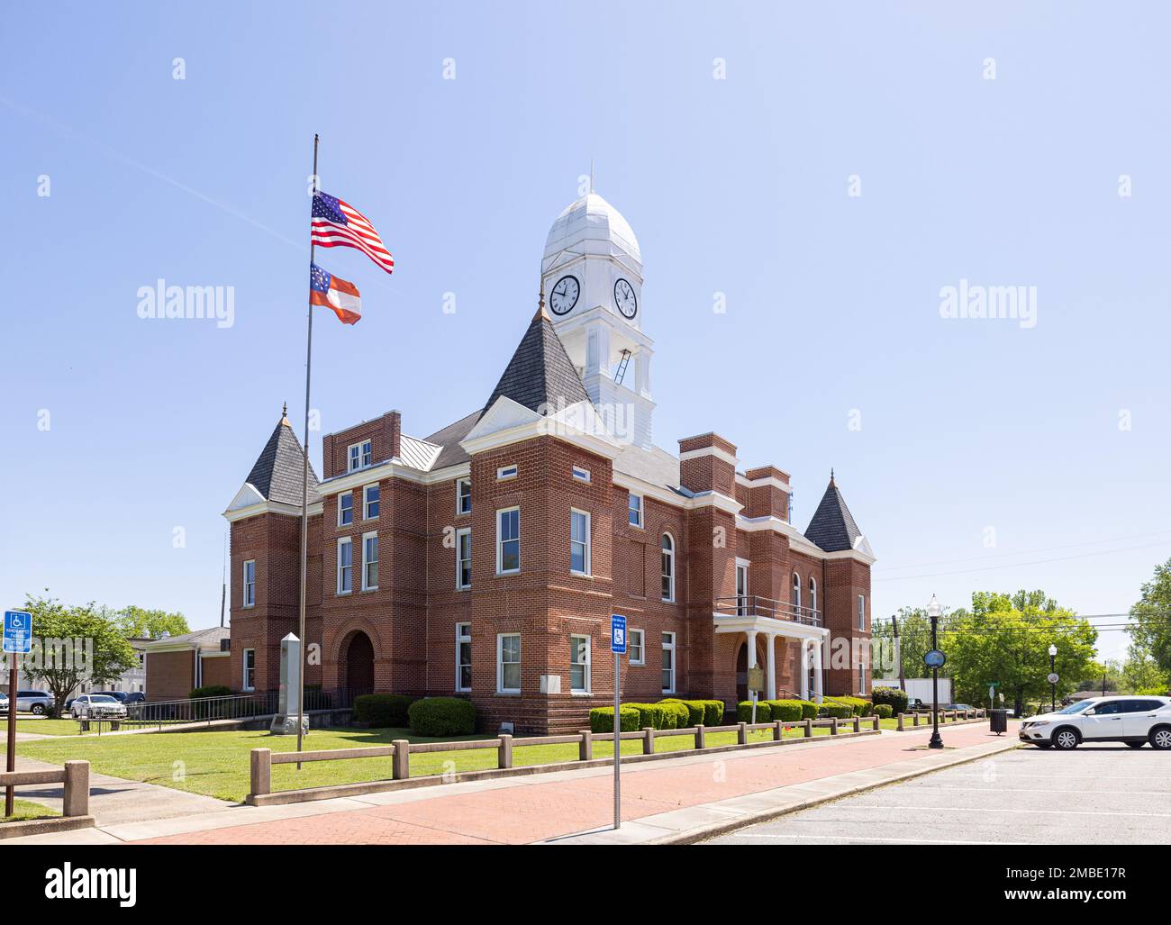 Oglethorpe, Georgia, USA - 19. April 2022: Das Macon County Courthouse Stockfoto