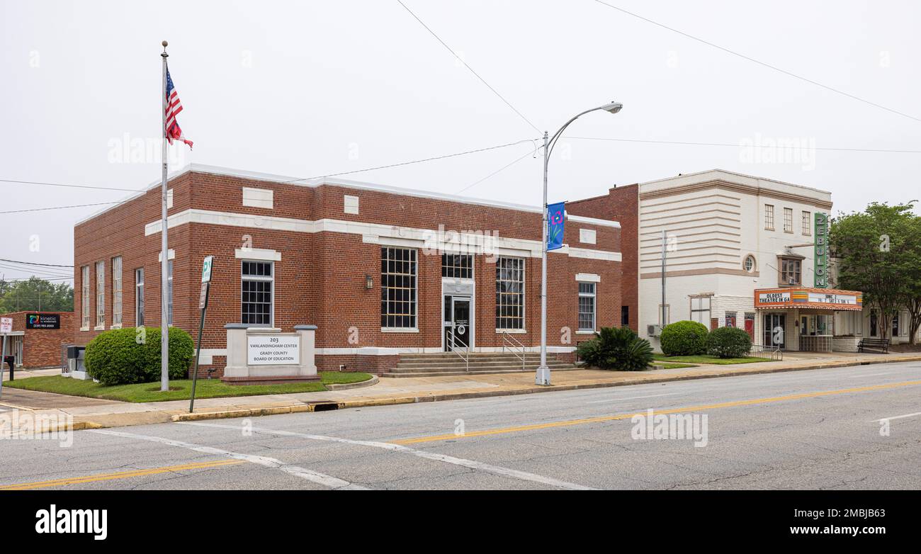 Cairo, Georgia, USA - 16. April 2022: Das Vanlandingham Center, Grady County Board of Education Stockfoto