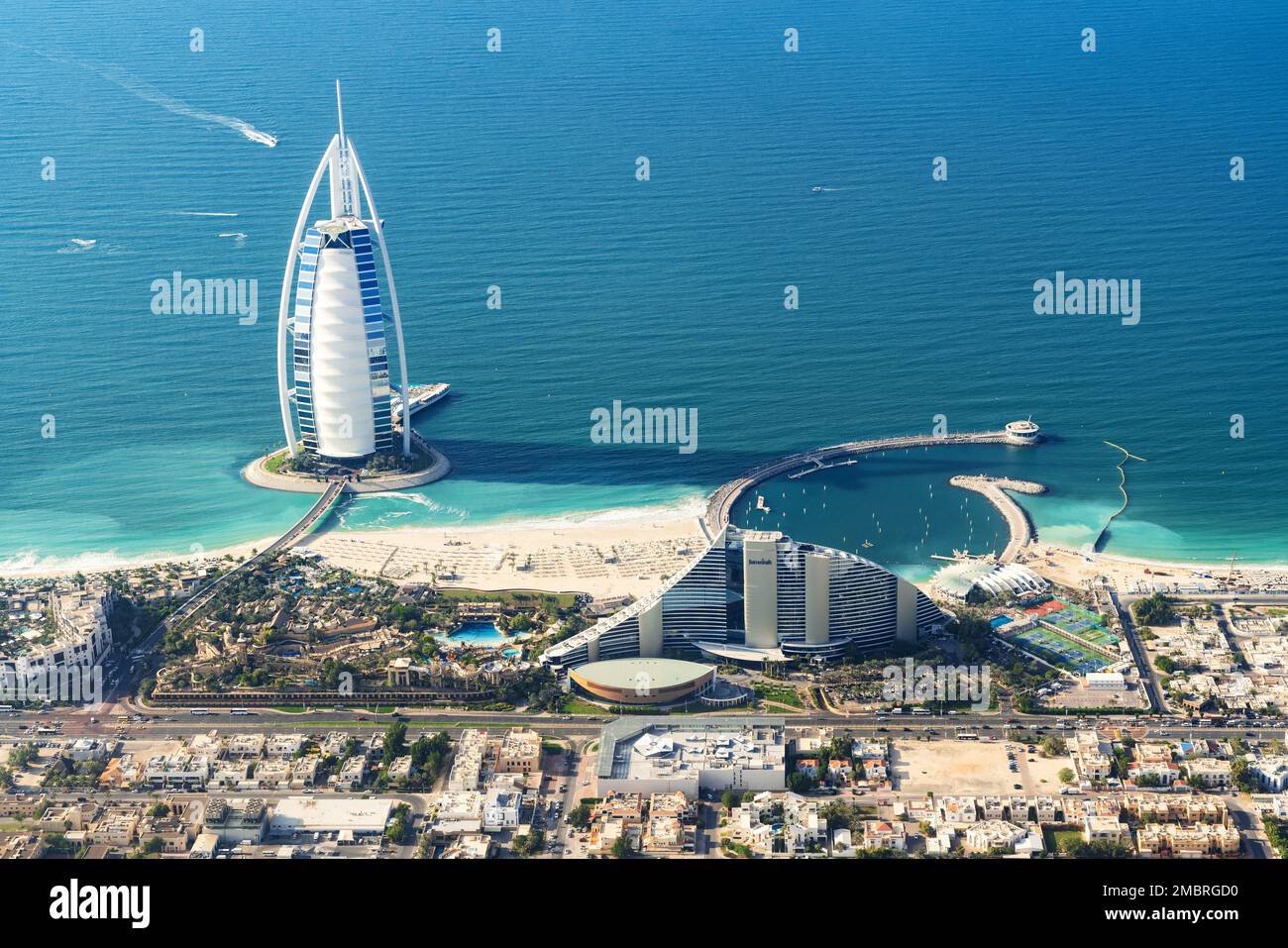 Genießen Sie einen Blick aus der Vogelperspektive auf dubai Stockfoto