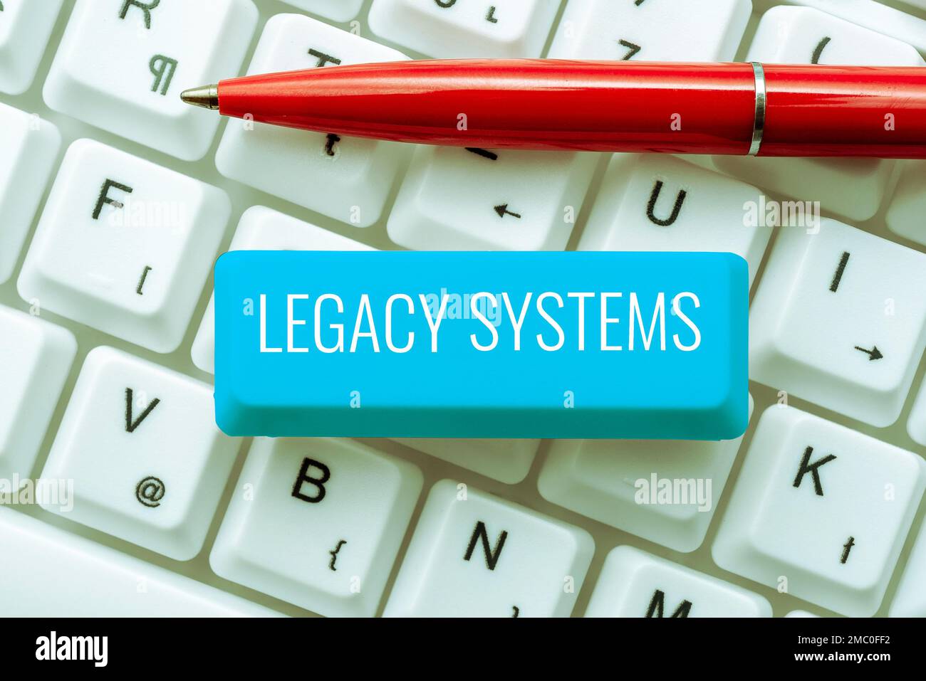 Inspiration für das Vorzeigen von älteren Signage-Systemen. Geschäftsansatz Computersystem oder Anwendungsprogramm mit alter Methodentechnologie Stockfoto
