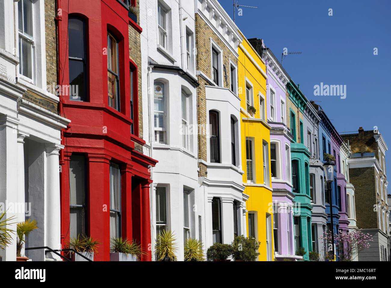 Farbenfrohe Fassaden an der Lancaster Road, Detail, Notting Hill, London, England, Vereinigtes Königreich Stockfoto