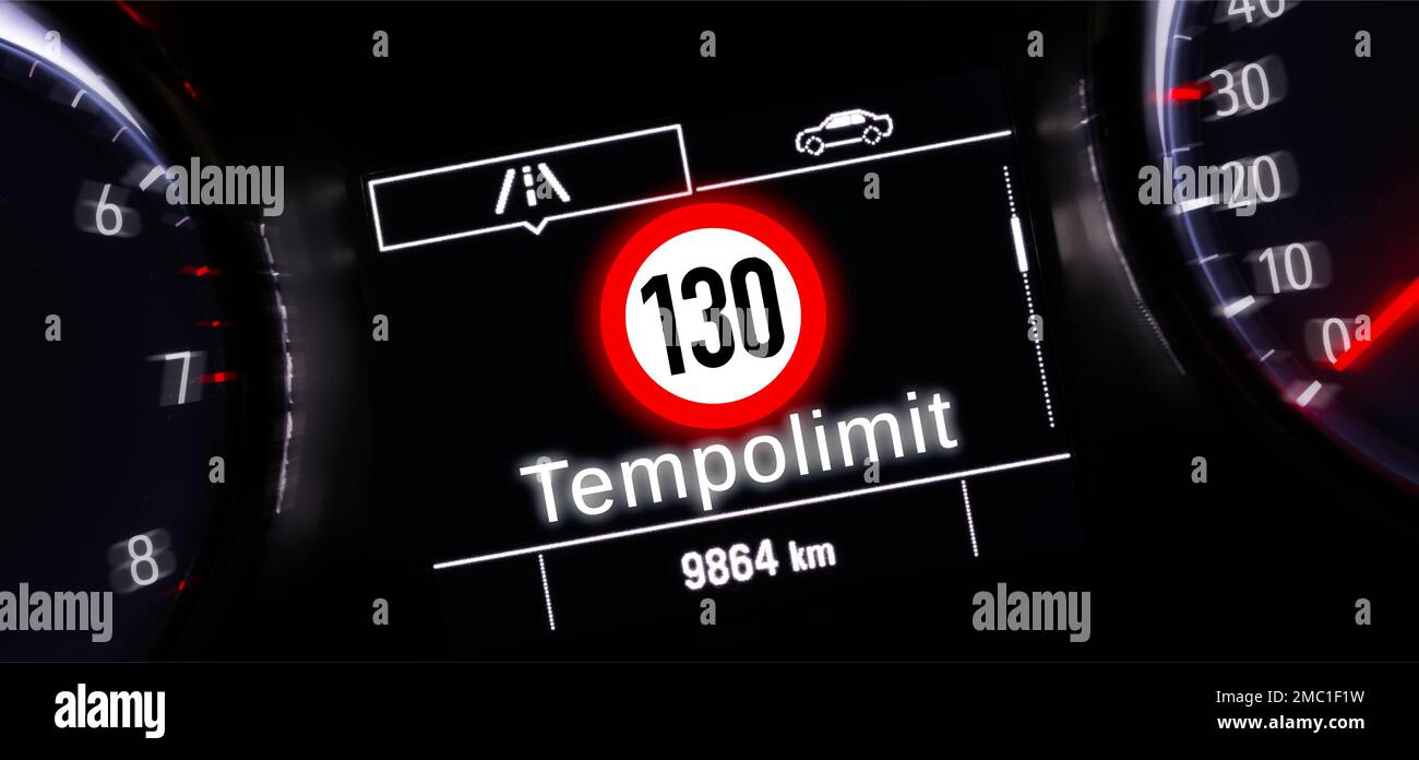 Symbolisches Bild zum Thema der Geschwindigkeitsbegrenzung von 130 km/h auf der Autobahn Stockfoto