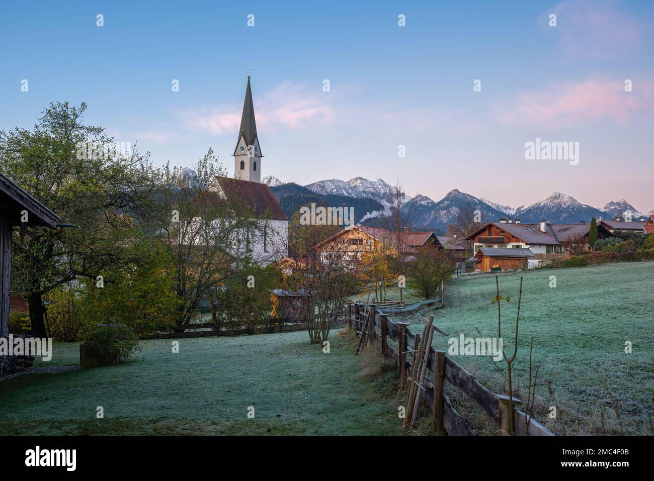 St. Georg Kirche - Schwangau, Bayern, Deutschland Stockfoto