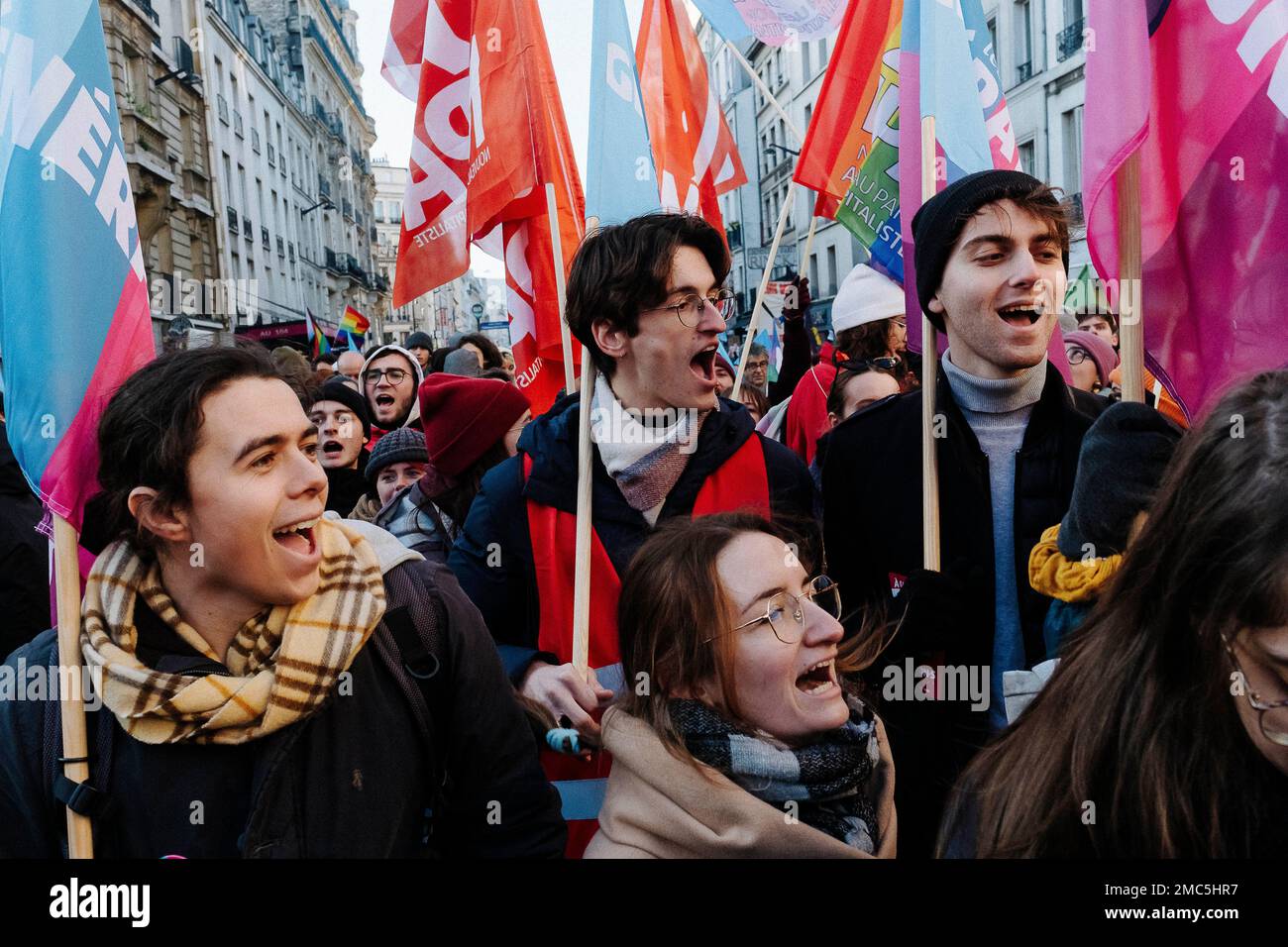 Paris, Frankreich. 21. Januar 2023 Jan Schmidt-Whitley/Le Pictorium - Rentenreform: Jugendorganisationen demonstrieren in Paris - 21/1/2023 - Frankreich / Paris / Paris - Jugenddemonstration. Ein Dutzend Jugendorganisationen demonstrieren am Samstag, den 21. Januar, in Paris gegen die Rentenreform. Sie werden aktiv von La France Insoumise (LFI) unterstützt, die auf dem Erfolg der gewerkschaftlichen Mobilisierung am Donnerstag aufbauen will. Kredit: LE PICTORIUM/Alamy Live News Stockfoto