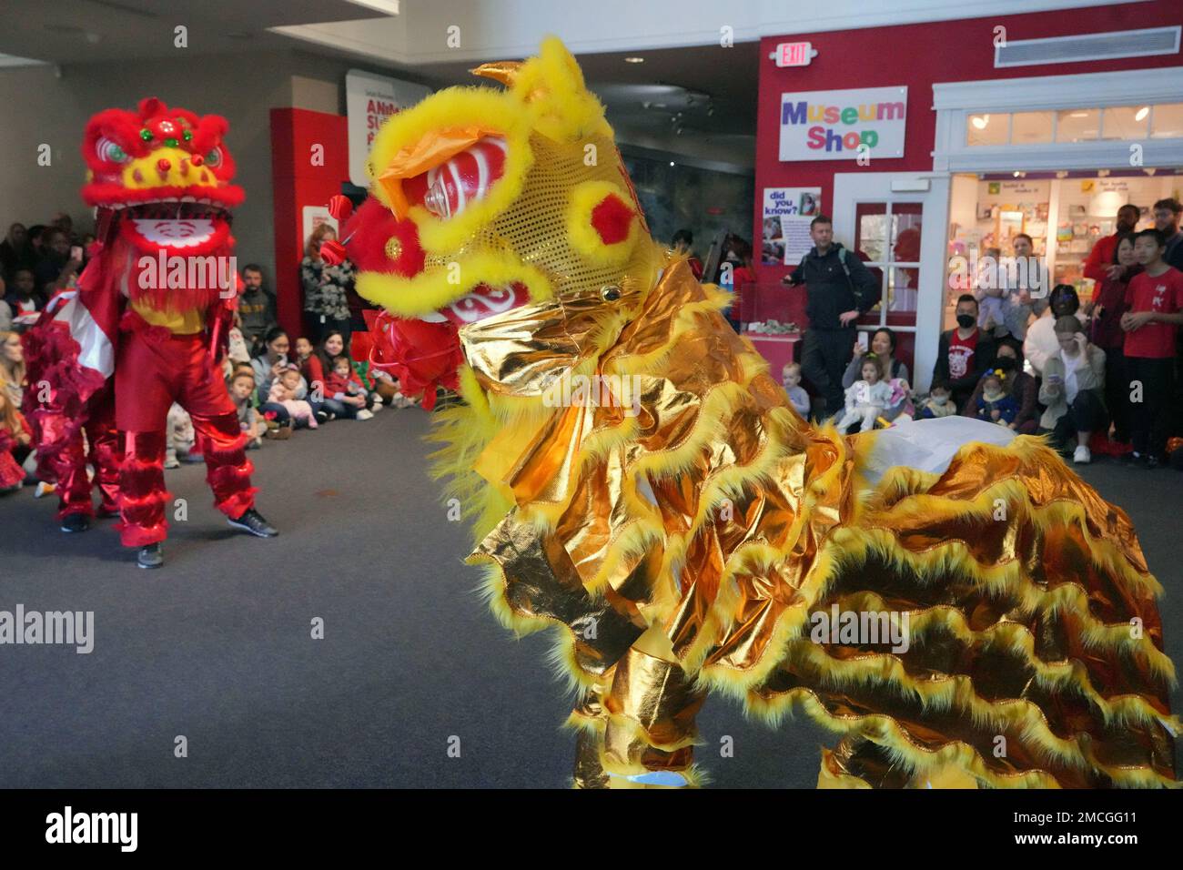 kirkwood-usa-21-januar-2023-dragons-unterhalten-die-menge-im-magic
