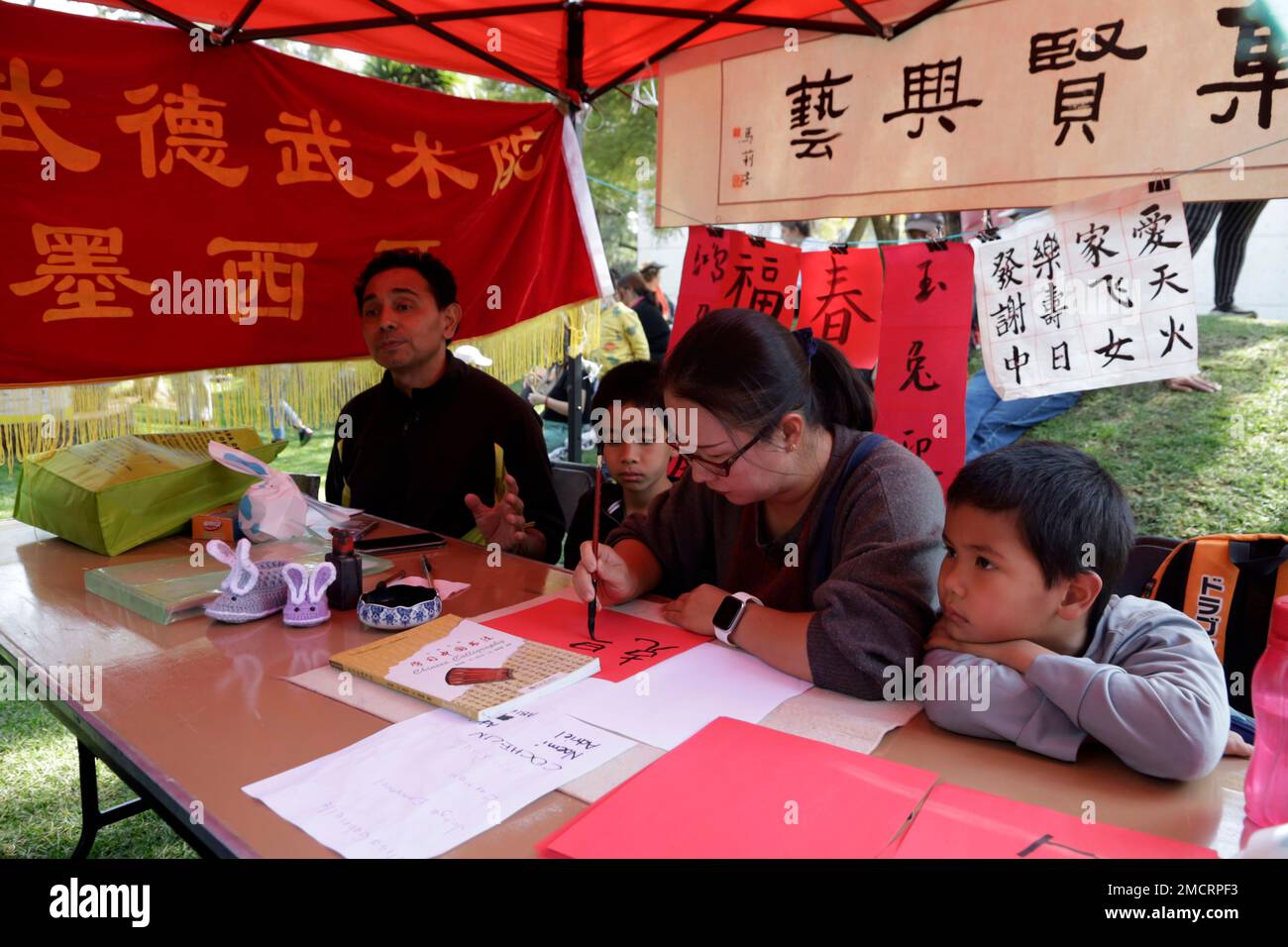 Nicht exklusiv: 21. Januar 2023, Mexiko-Stadt, Mexiko: Schulen der chinesischen Kultur und Kulturförderer feiern das chinesische Neujahr, das vom regiert wird Stockfoto