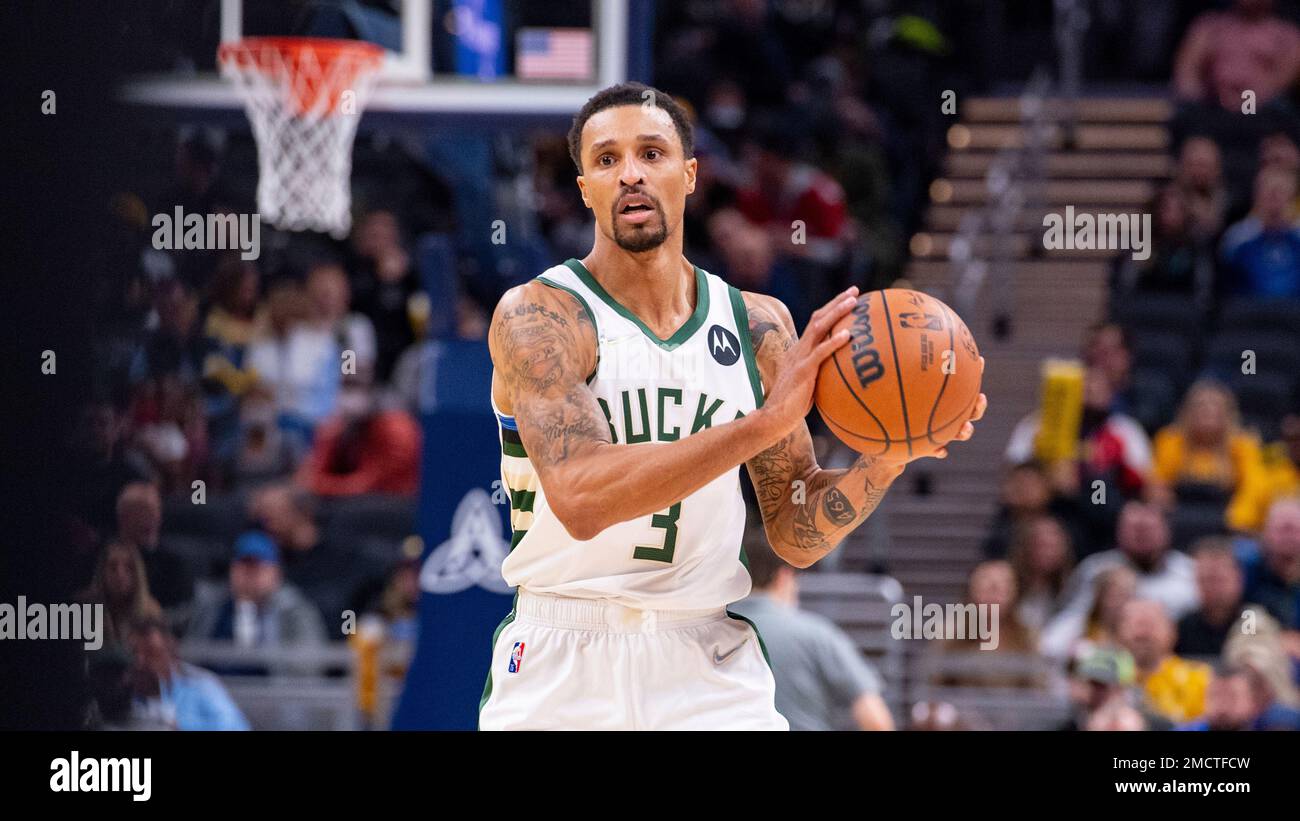 Milwaukee Bucks guard George Hill (3) during an NBA basketball game against the Indiana Pacers in Indianapolis, Sunday, Nov. 28, 2021. (AP Photo/Doug McSchooler) Stockfoto