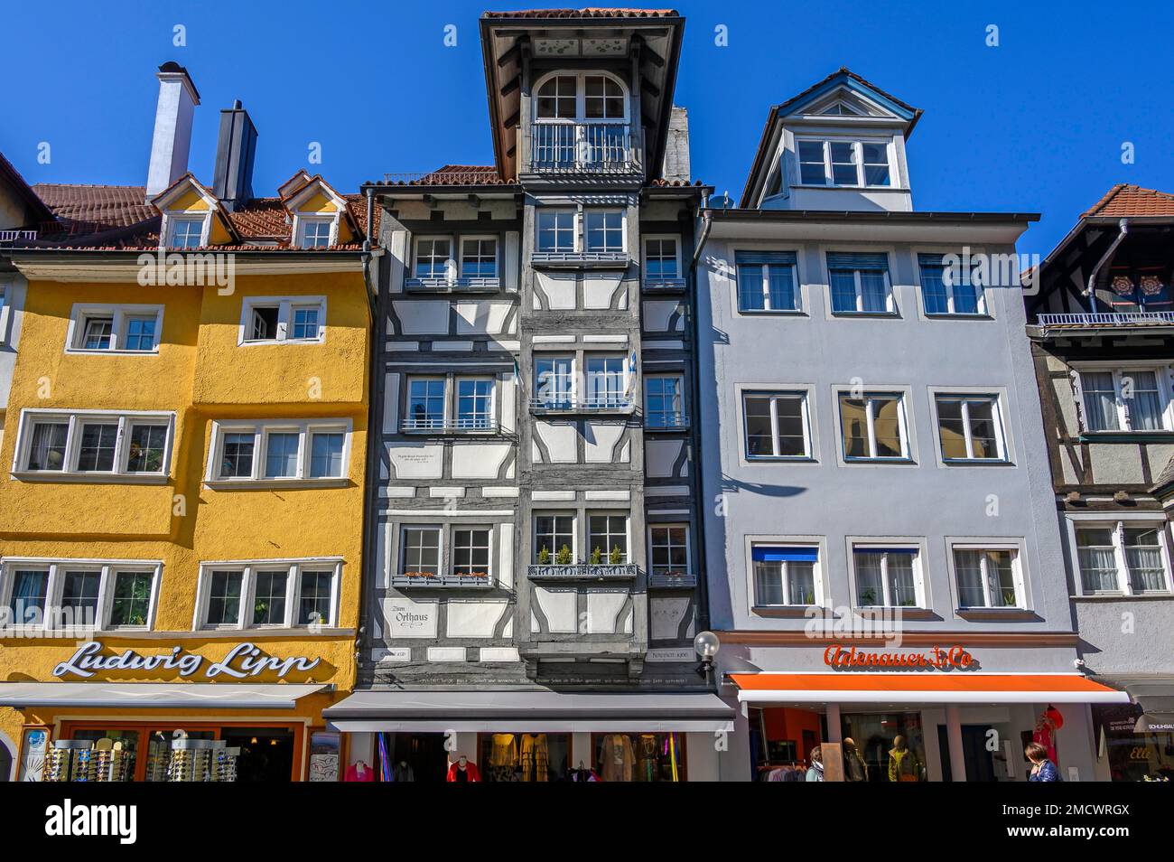 Fachwerkfassade, das Orthaus mit Aufzug, das um 1600 in Lindau, Schwäbien, Bayern, errichtet wurde Stockfoto