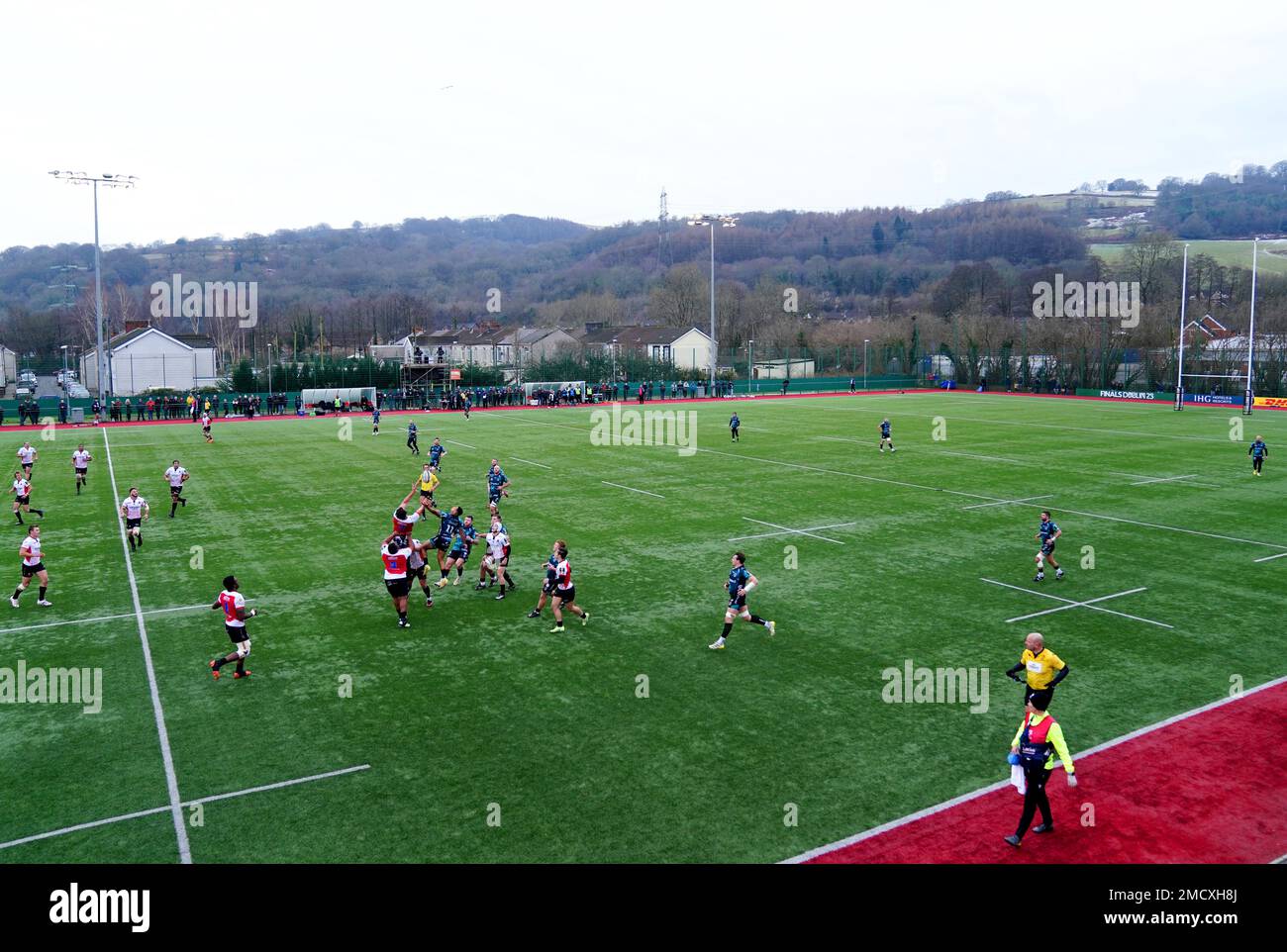 Ein allgemeiner Überblick über das Spiel während des EPCR Challenge Cup-Spiels im CCB Centre for Sporting Excellence, Ystrad Mynach. Foto: Sonntag, 22. Januar 2023. Stockfoto