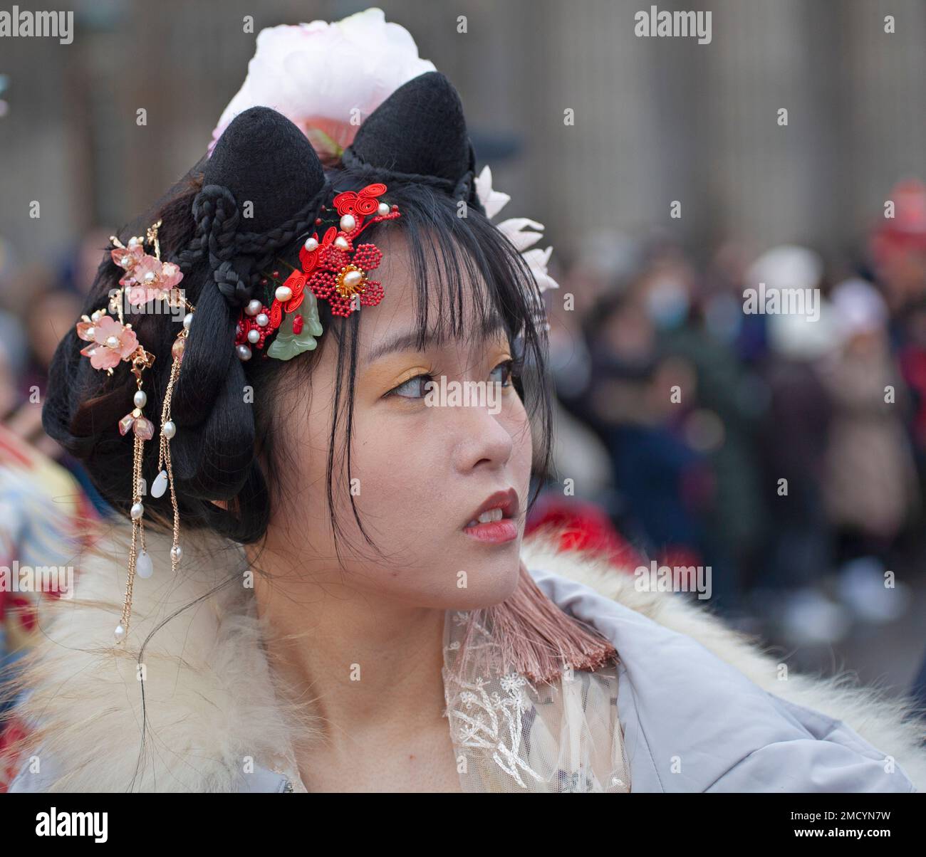 The Mound, Edinburgh, Schottland, Großbritannien. 22. Januar 2023 Edinburgh ist das Jahr des Hasen, da heute weltweit das chinesische Neujahr beginnt. Kredit: Arch White/alamy Live News. Stockfoto