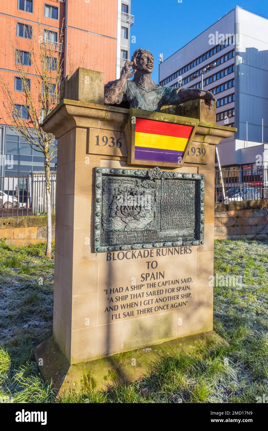 Denkmal auf Broomielaw, in der Nähe des Flusses Clyde, als Denkmal für Schiffe, die während des spanischen Bürgerkriegs von 1936 bis 1939 die Blockade führten. Glasgow, Stockfoto