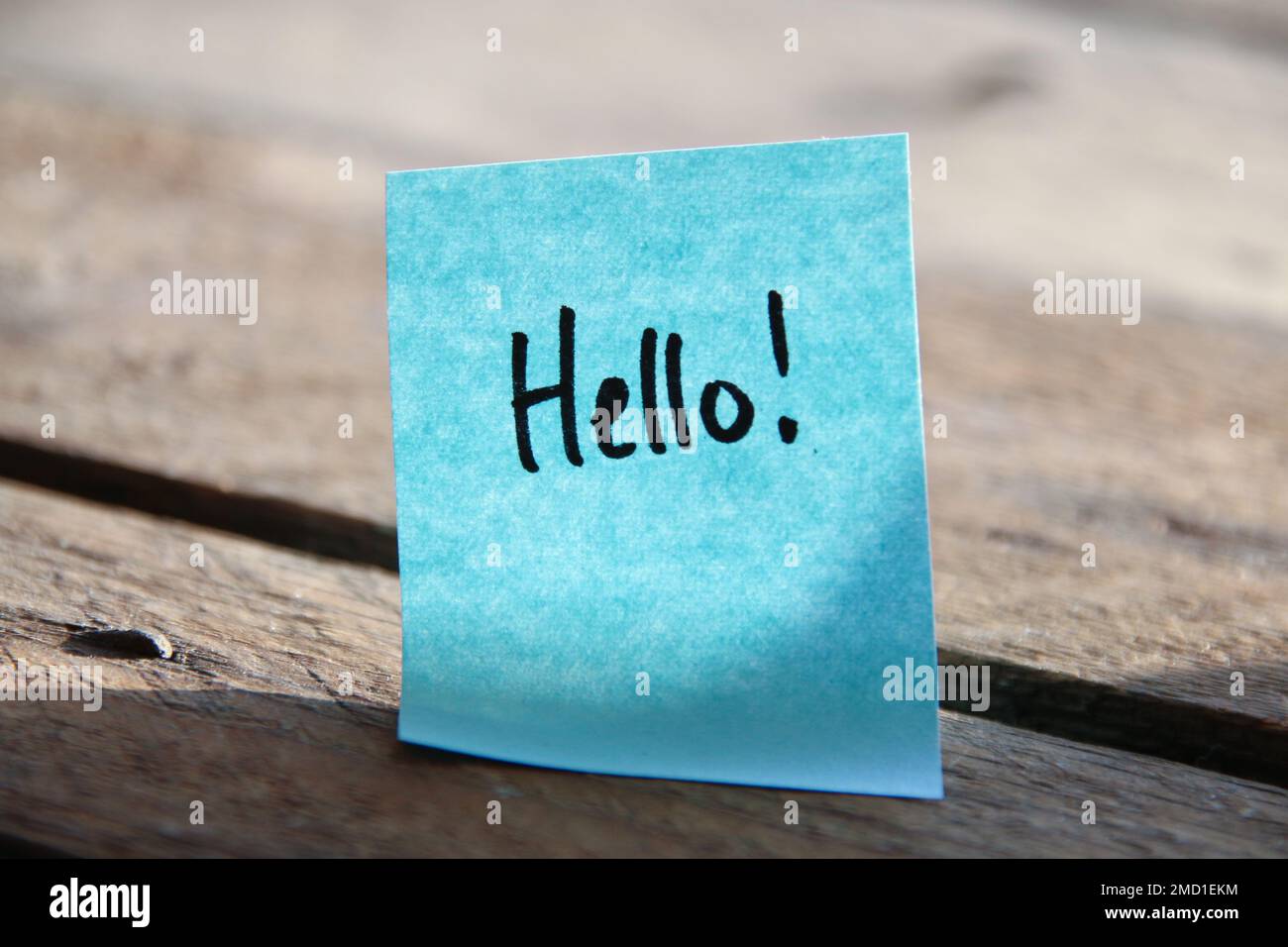 Hallo Concept! Die Inschrift auf dem blauen Schild. Stockfoto