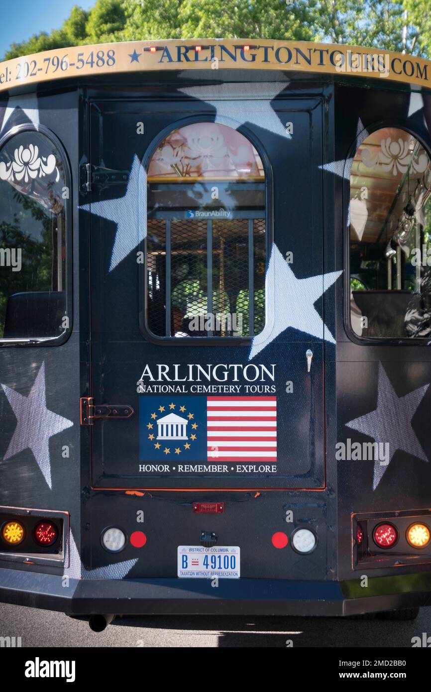 Ein Tourbus, Arlington National Cemetery, Washington DC, USA Stockfoto
