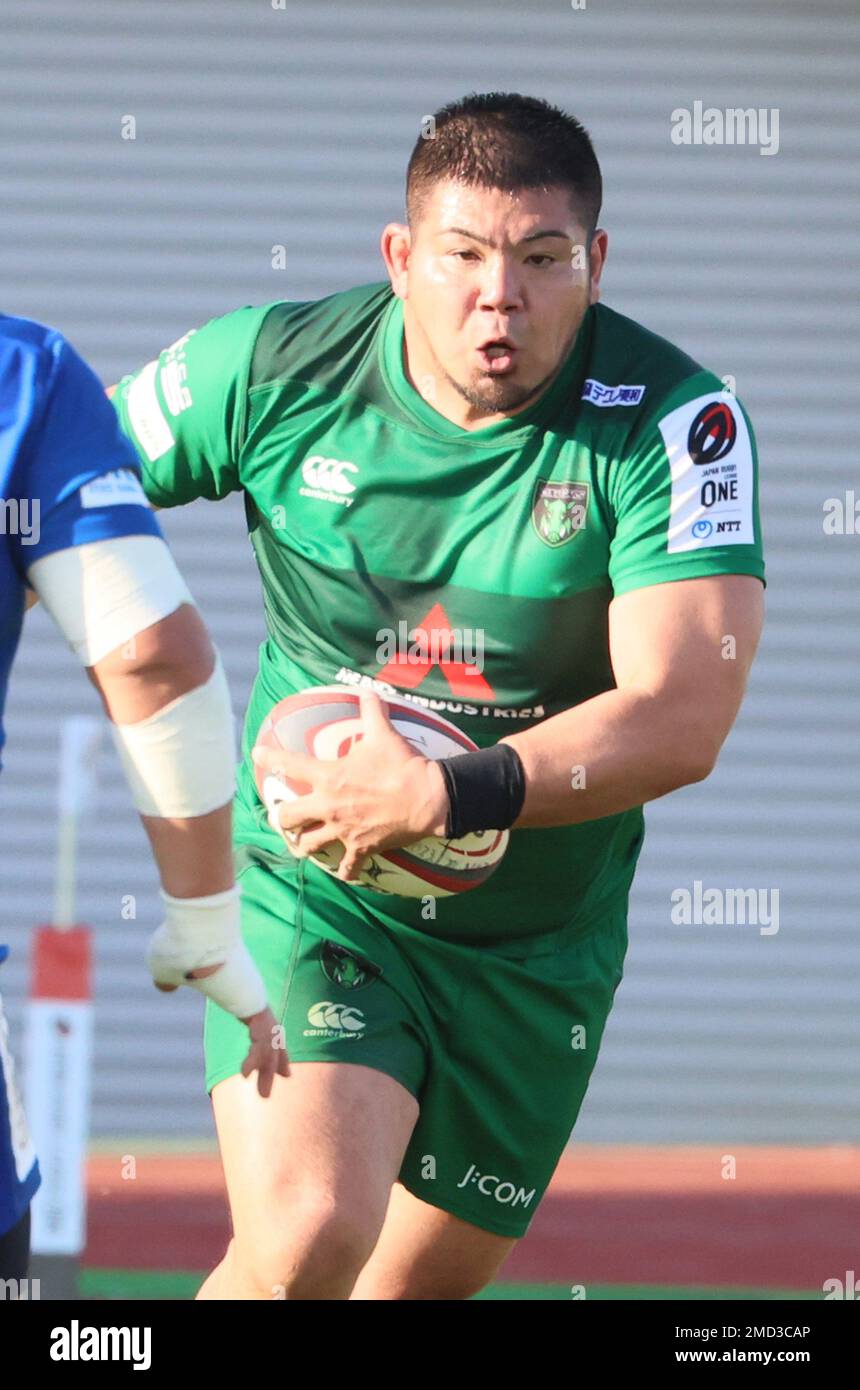 Sagamihara, Japan. 22. Januar 2023. Mitsubishi Heavy Industries Sagamihara Dynaboars Prop Naoki Kawamata trägt den Ball während des Japan Rugby League One Spiels gegen Shizuoka BlueRevs in Sagamihara, Vorort Tokio am Sonntag, den 22. Januar 2023. Dynaboars und BlueRevs haben das Spiel von 27 bis 27 gezeichnet. Kredit: Yoshio Tsunoda/AFLO/Alamy Live News Stockfoto