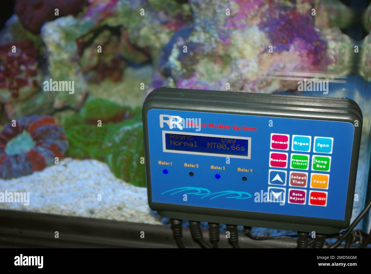 Wellenmacher-Computersystem für Meeresriff-Aquarium Stockfoto