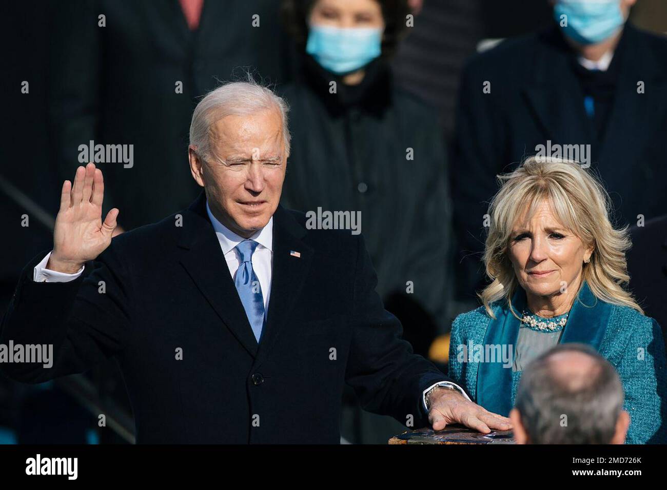 Präsident Joe Biden schwört in der Zeremonie Stockfoto